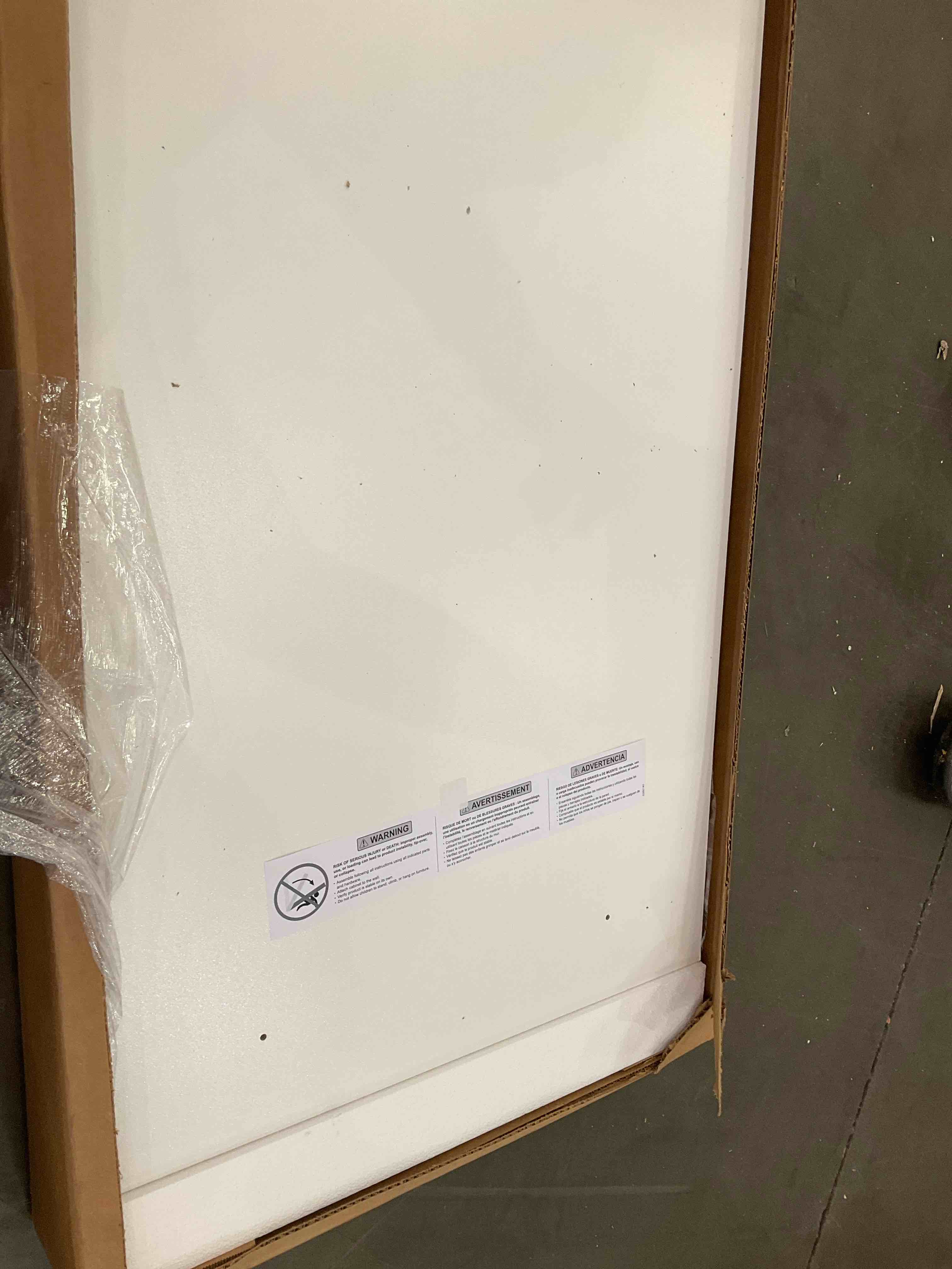 https://s3.amazonaws.com/lotting-images-prod/bidfta/PPE2488257_1746208528059.jpeg