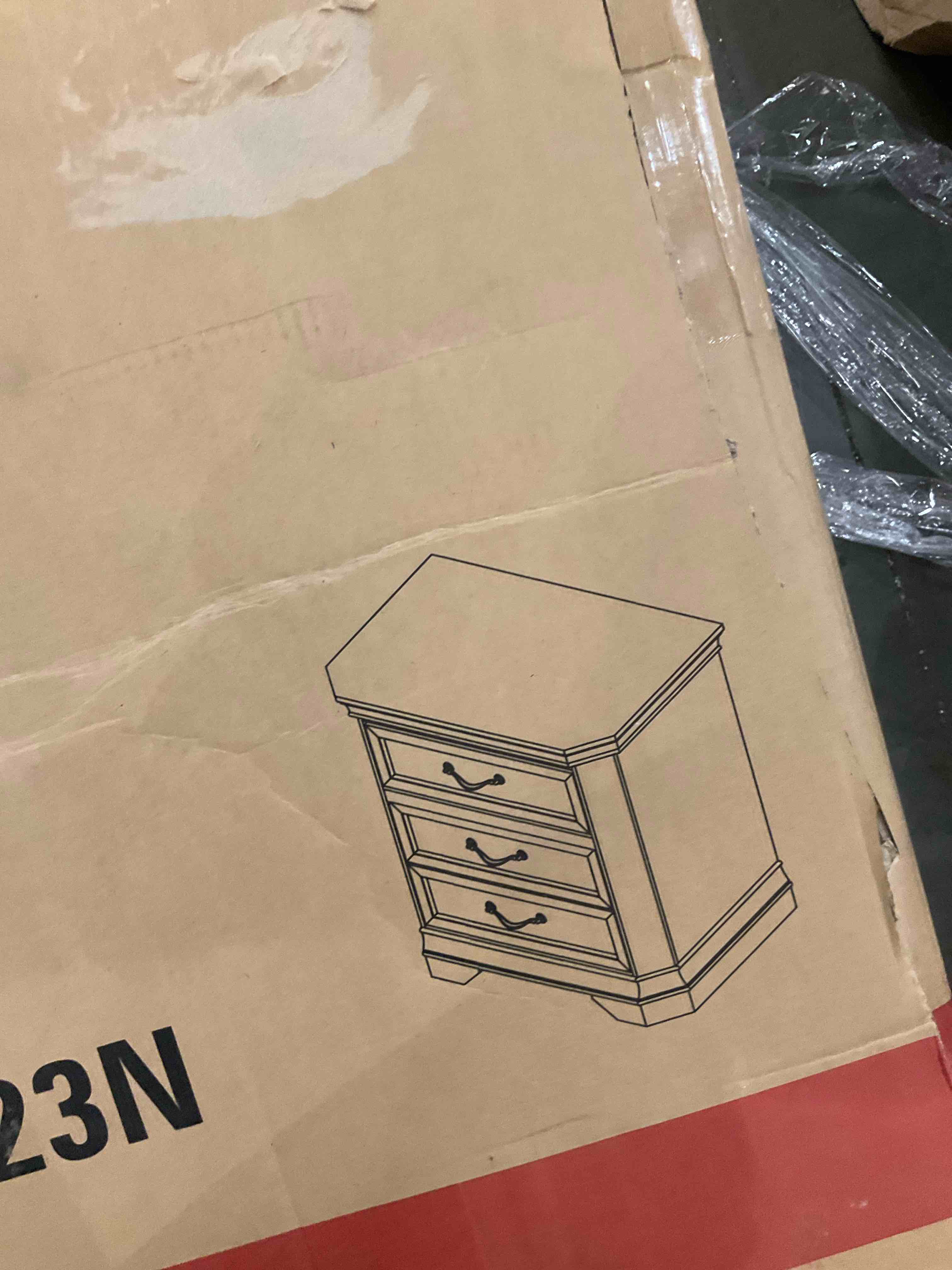 https://s3.amazonaws.com/lotting-images-prod/bidfta/PPE2488379_1746644977079.jpeg