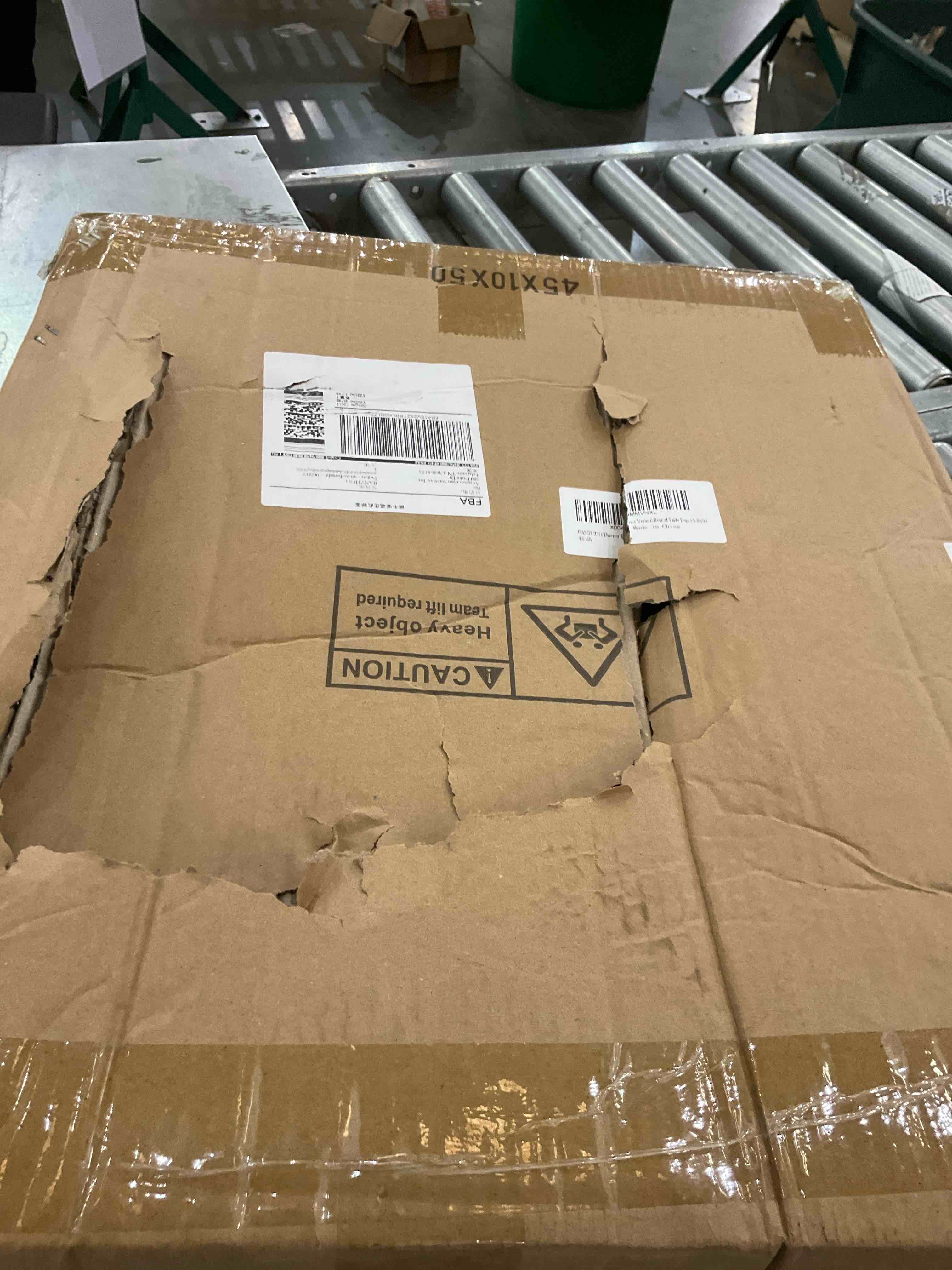 https://s3.amazonaws.com/lotting-images-prod/bidfta/PPE2490195_1750447121729.jpeg