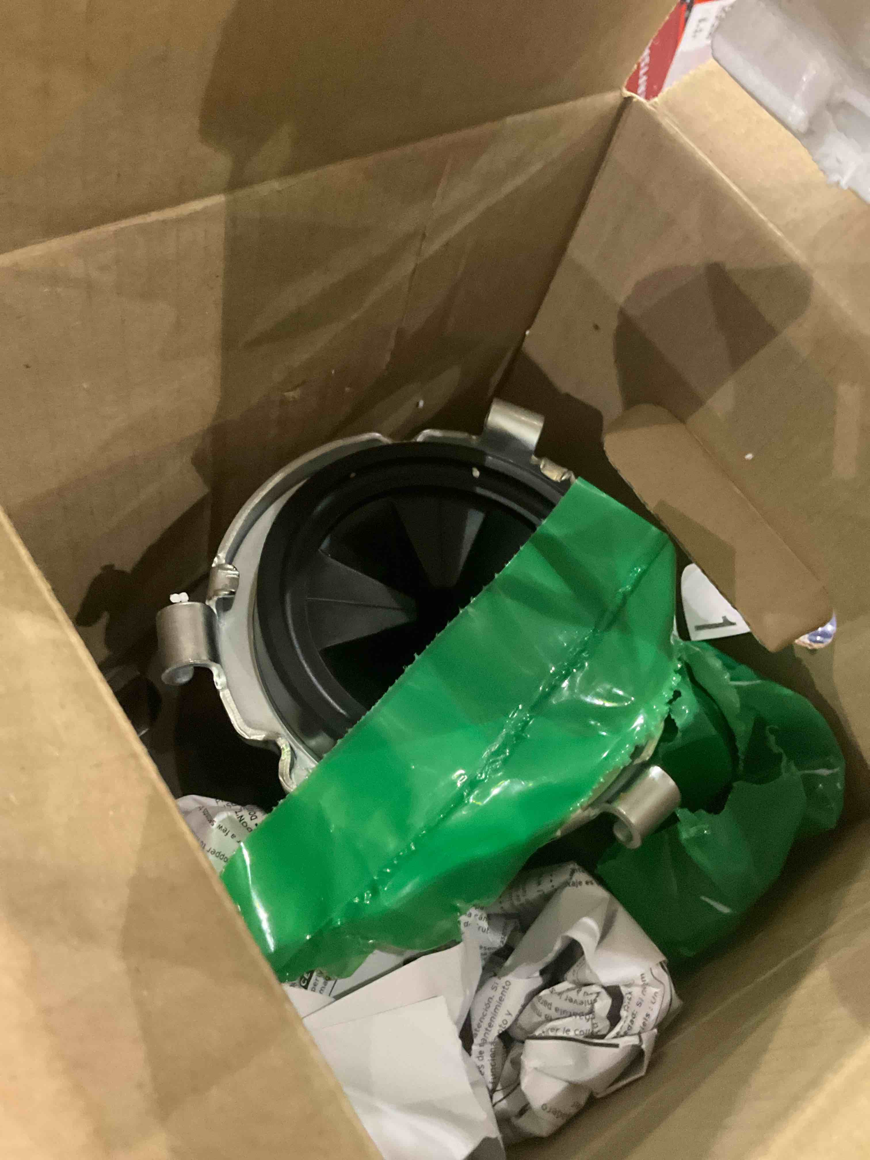https://s3.amazonaws.com/lotting-images-prod/bidfta/PPE2490374_1750676822391.jpeg