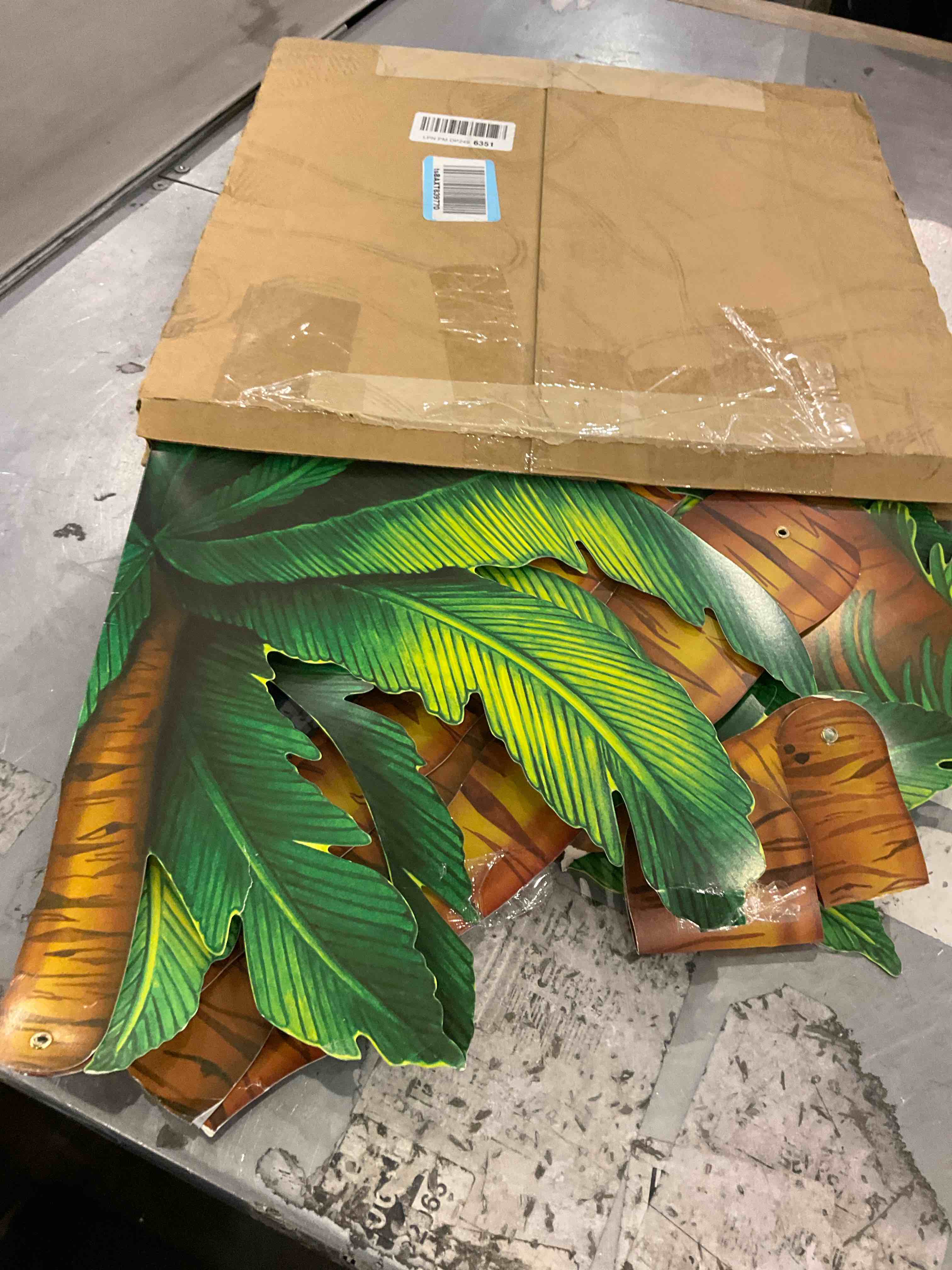 https://s3.amazonaws.com/lotting-images-prod/bidfta/PPE2491066_1745927751412.jpeg