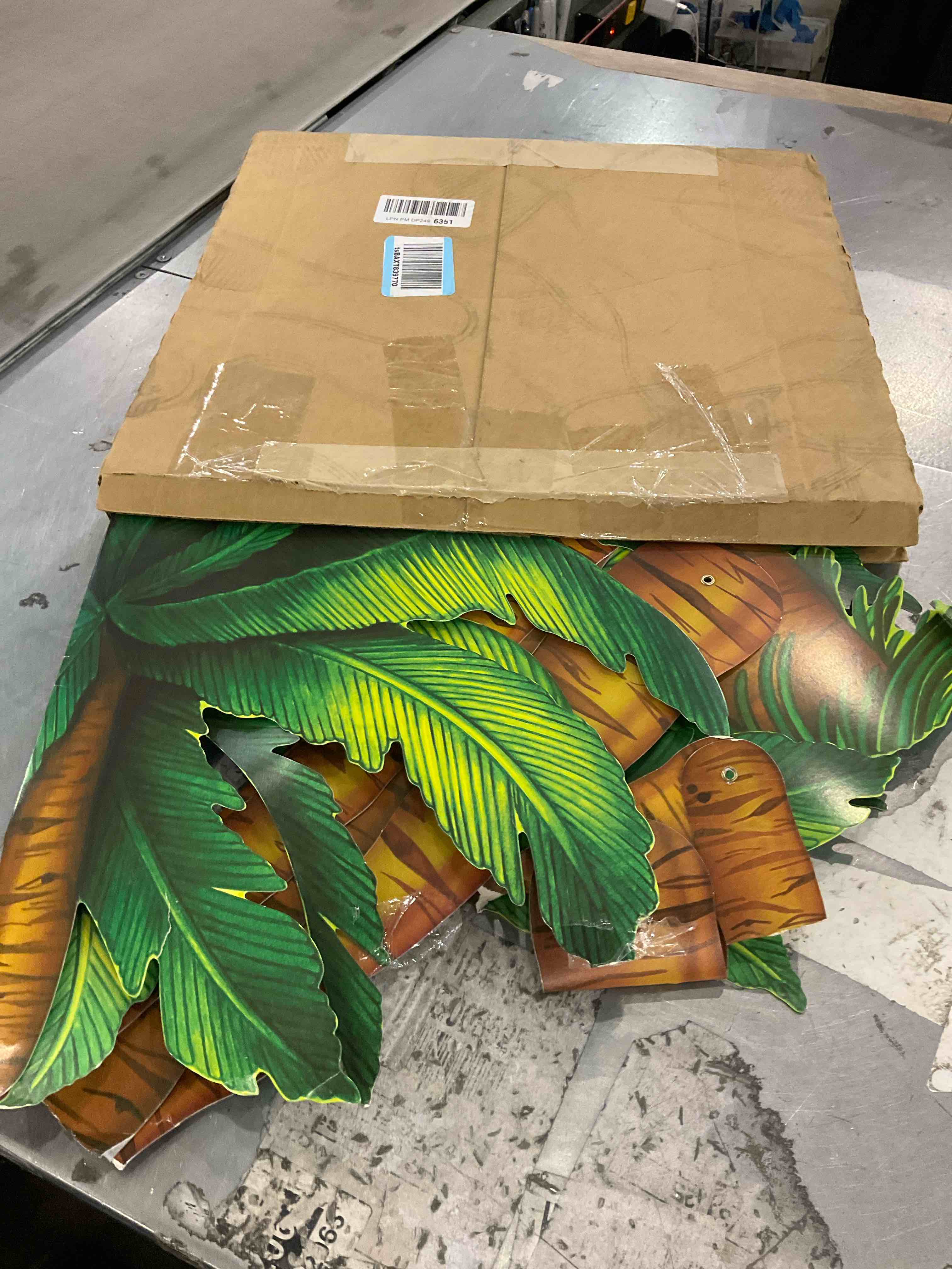 https://s3.amazonaws.com/lotting-images-prod/bidfta/PPE2491066_1745927752647.jpeg