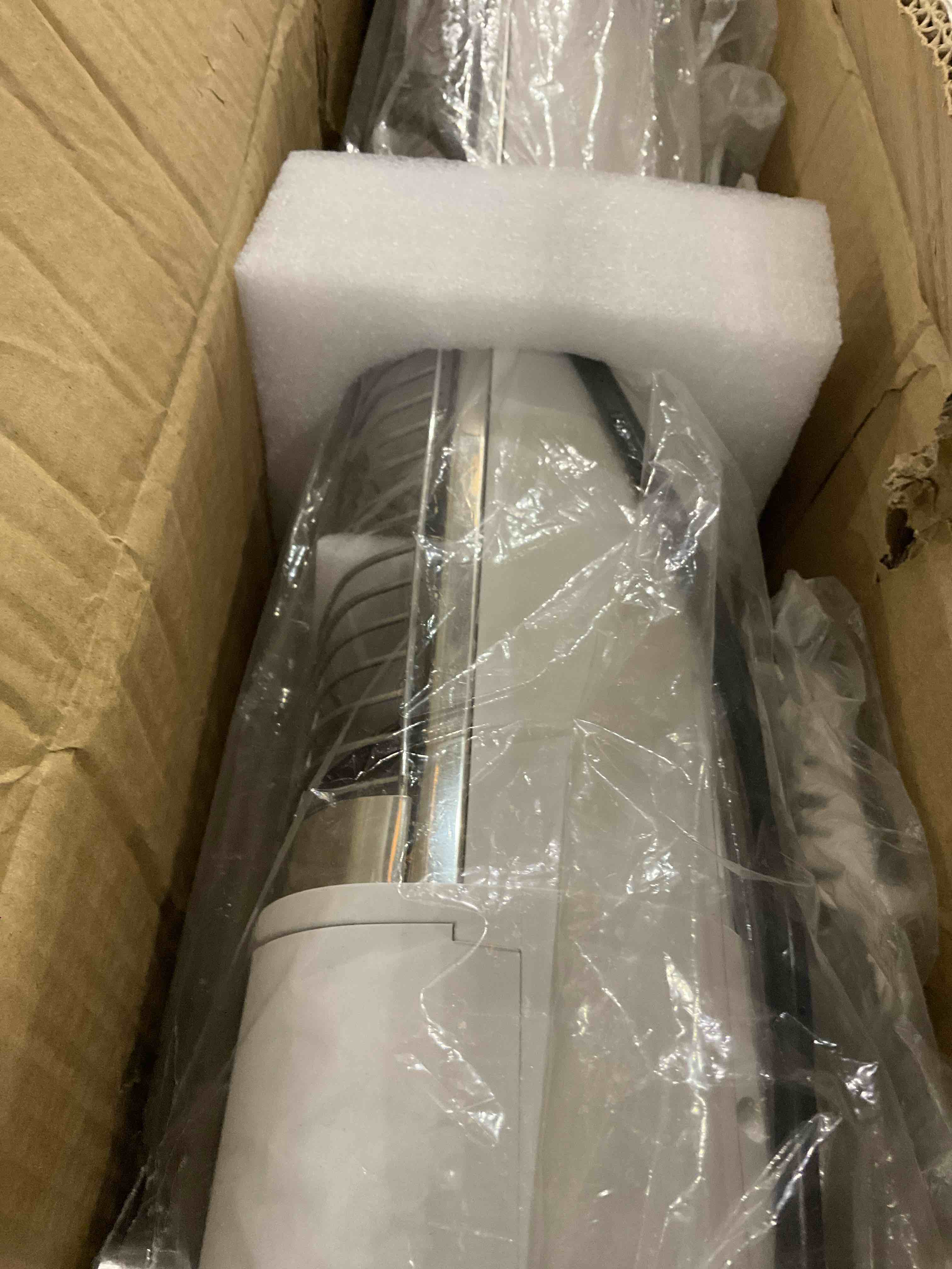 https://s3.amazonaws.com/lotting-images-prod/bidfta/PPE2491082_1745930976028.jpeg