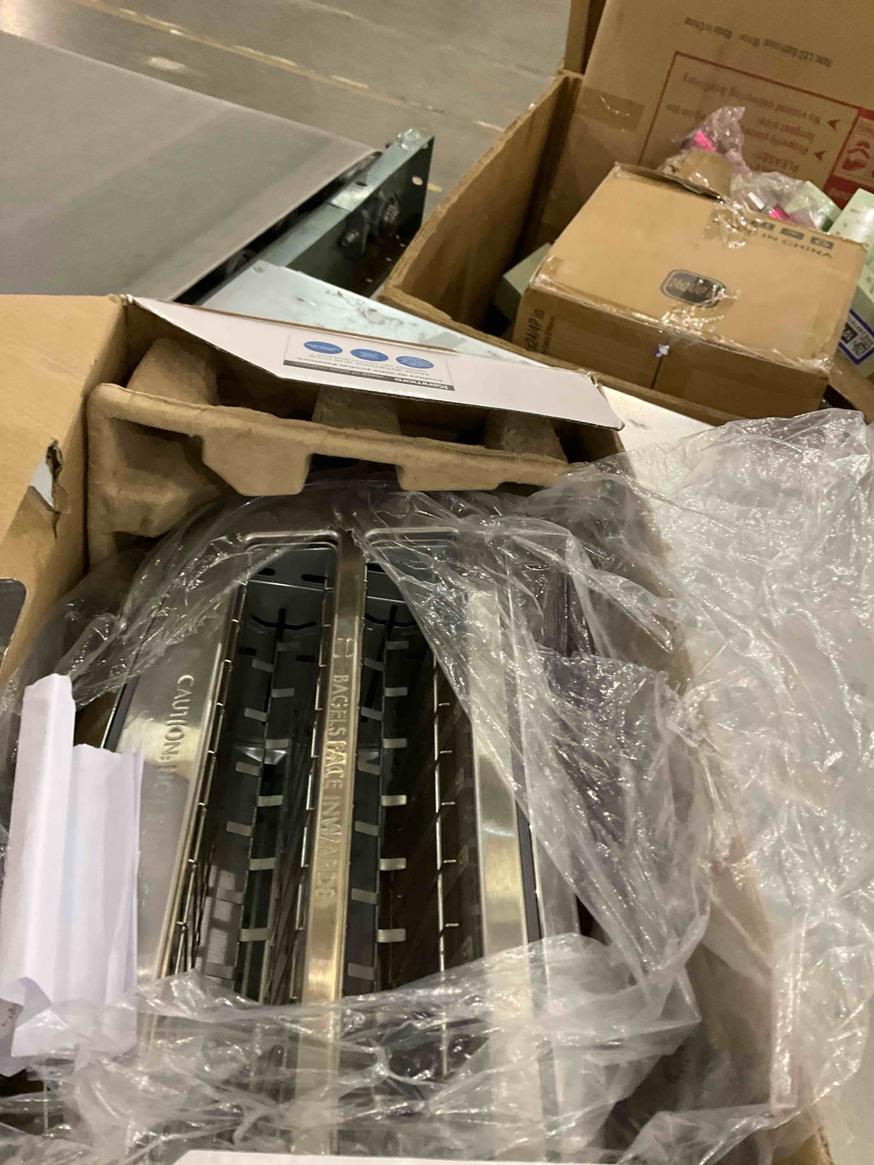 https://s3.amazonaws.com/lotting-images-prod/bidfta/PPE2491147_1745933029154.jpeg