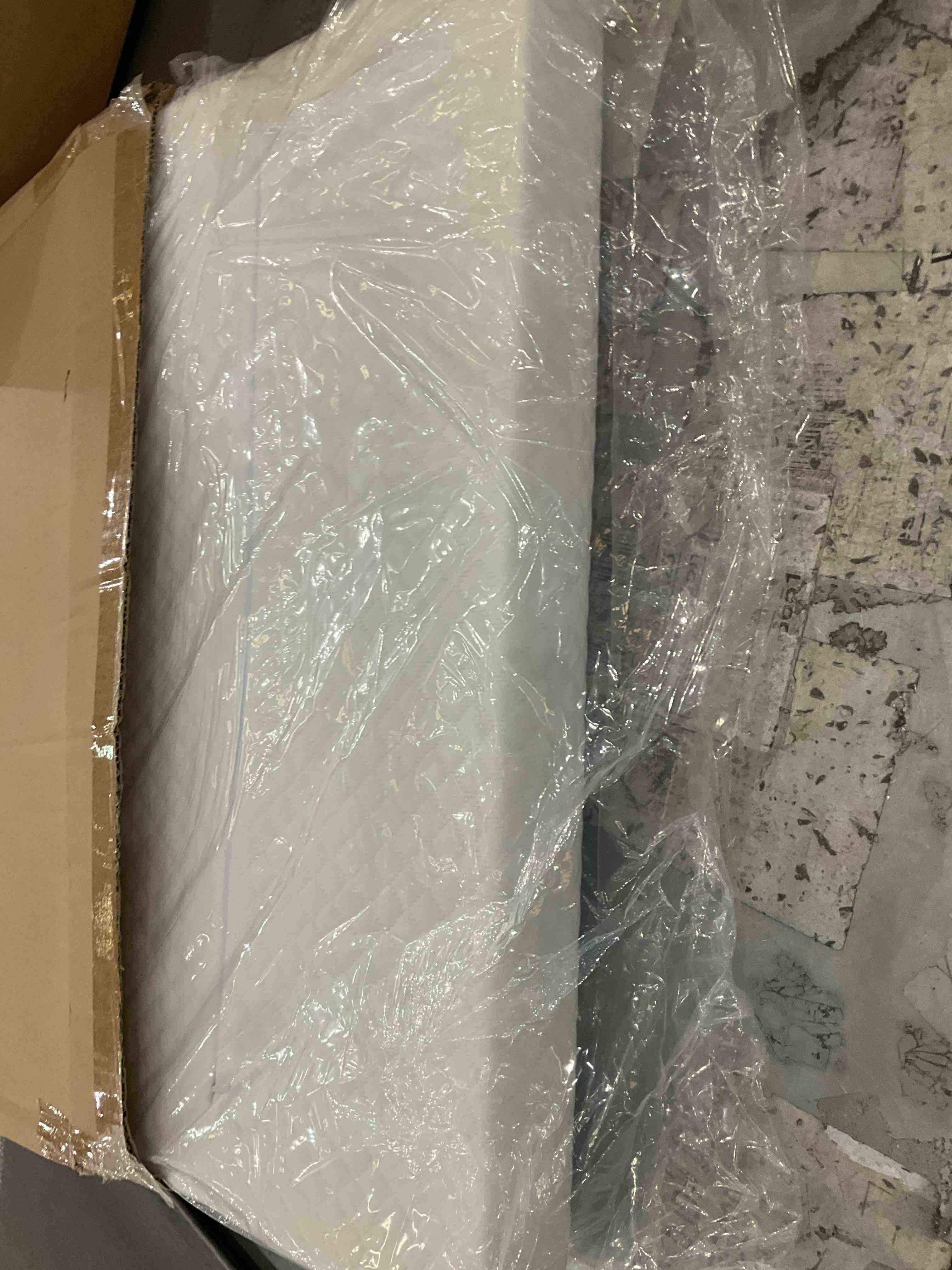https://s3.amazonaws.com/lotting-images-prod/bidfta/PPE2491763_1745947673766.jpeg