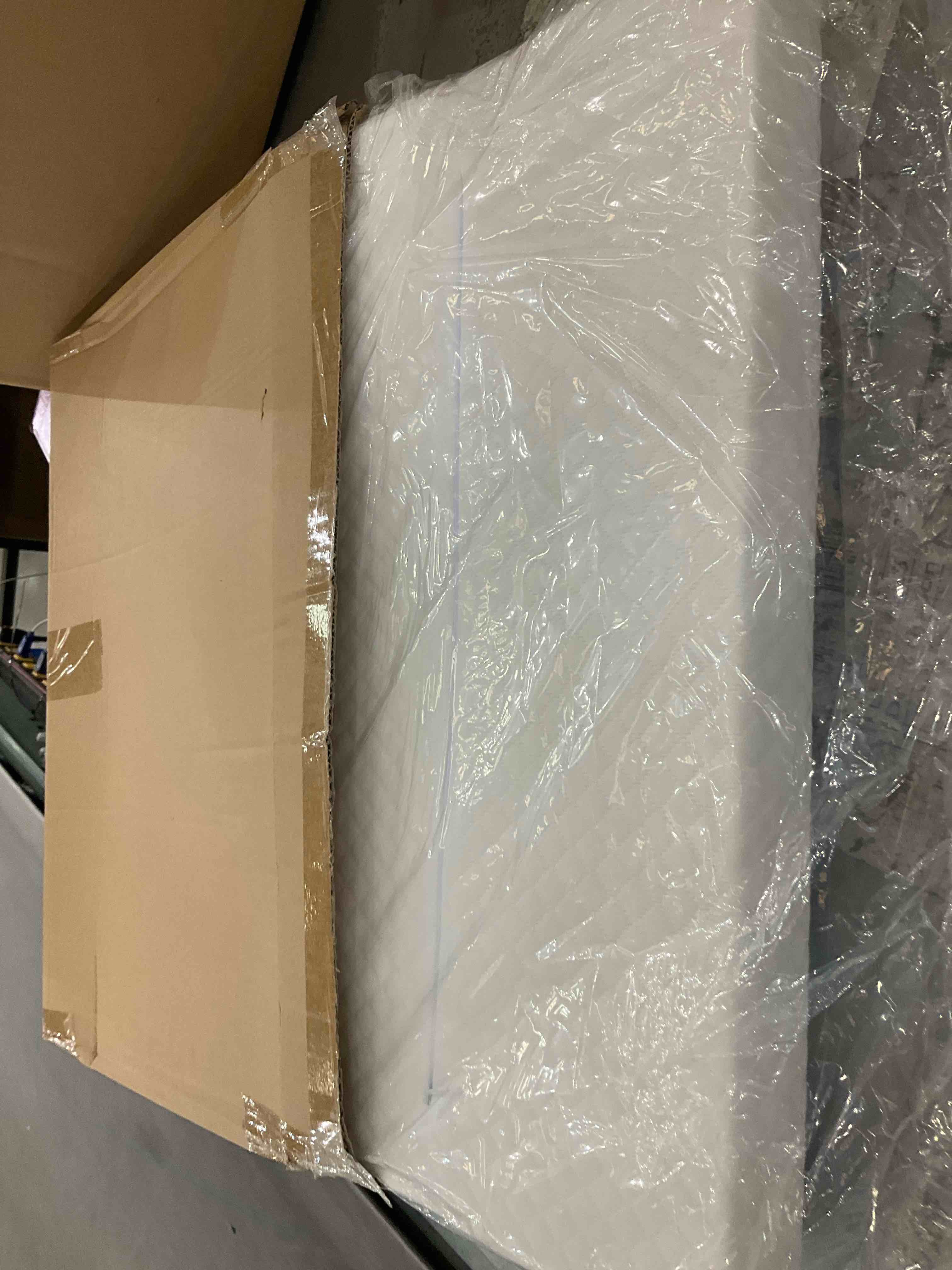 https://s3.amazonaws.com/lotting-images-prod/bidfta/PPE2491763_1745947675480.jpeg