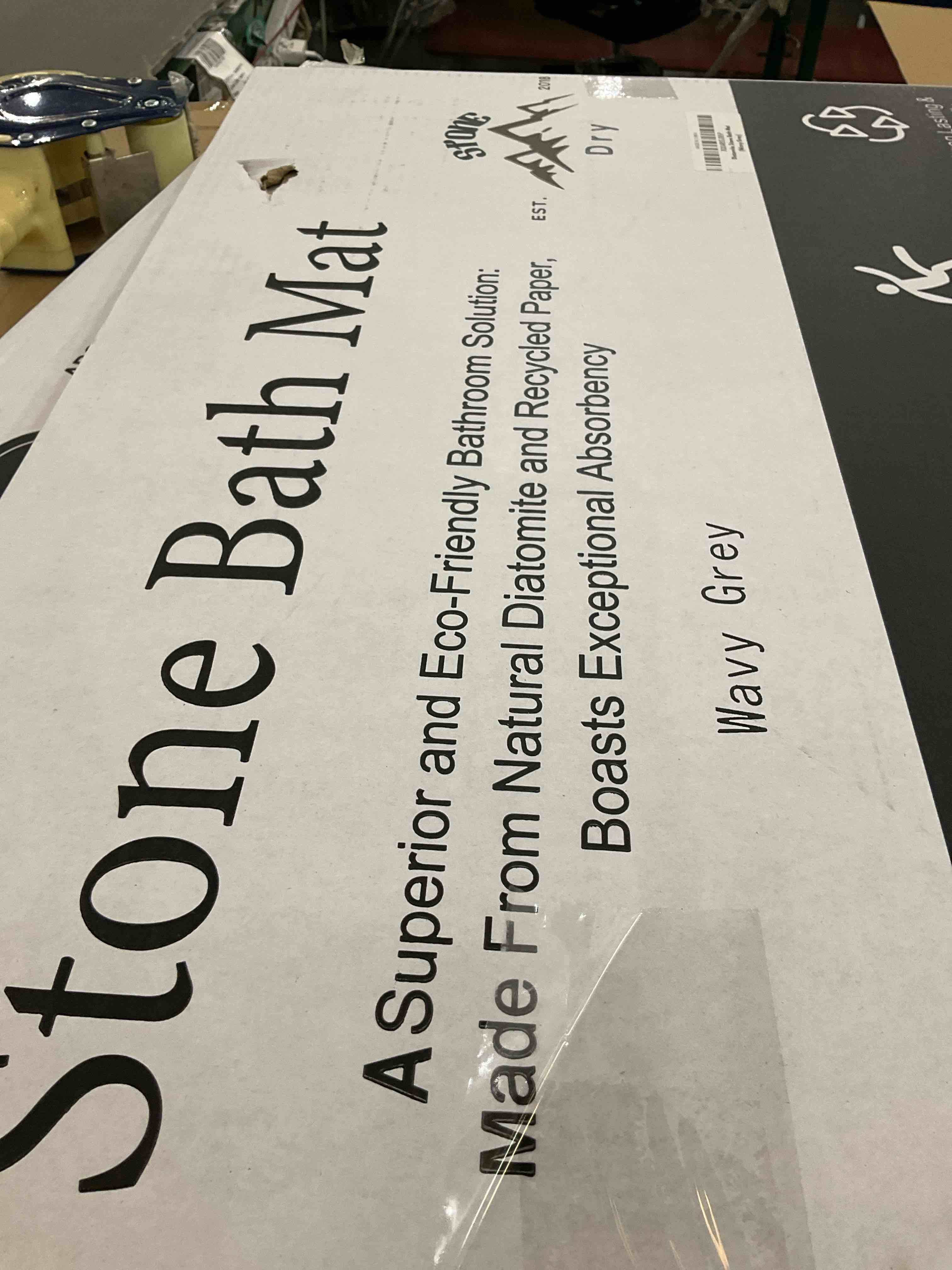 https://s3.amazonaws.com/lotting-images-prod/bidfta/PPE2491774_1745951276127.jpeg