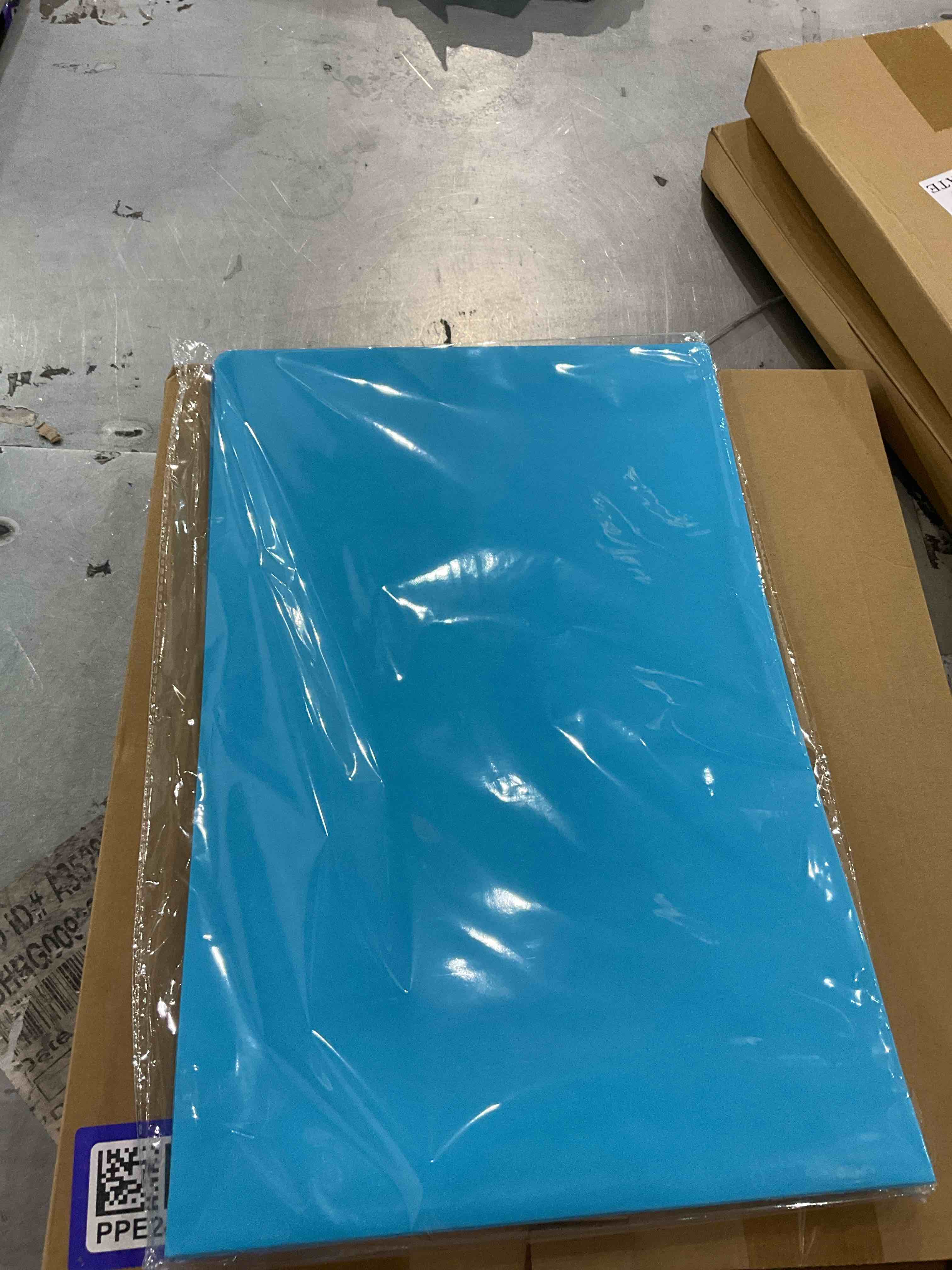 https://s3.amazonaws.com/lotting-images-prod/bidfta/PPE2491855_1746012628135.jpeg