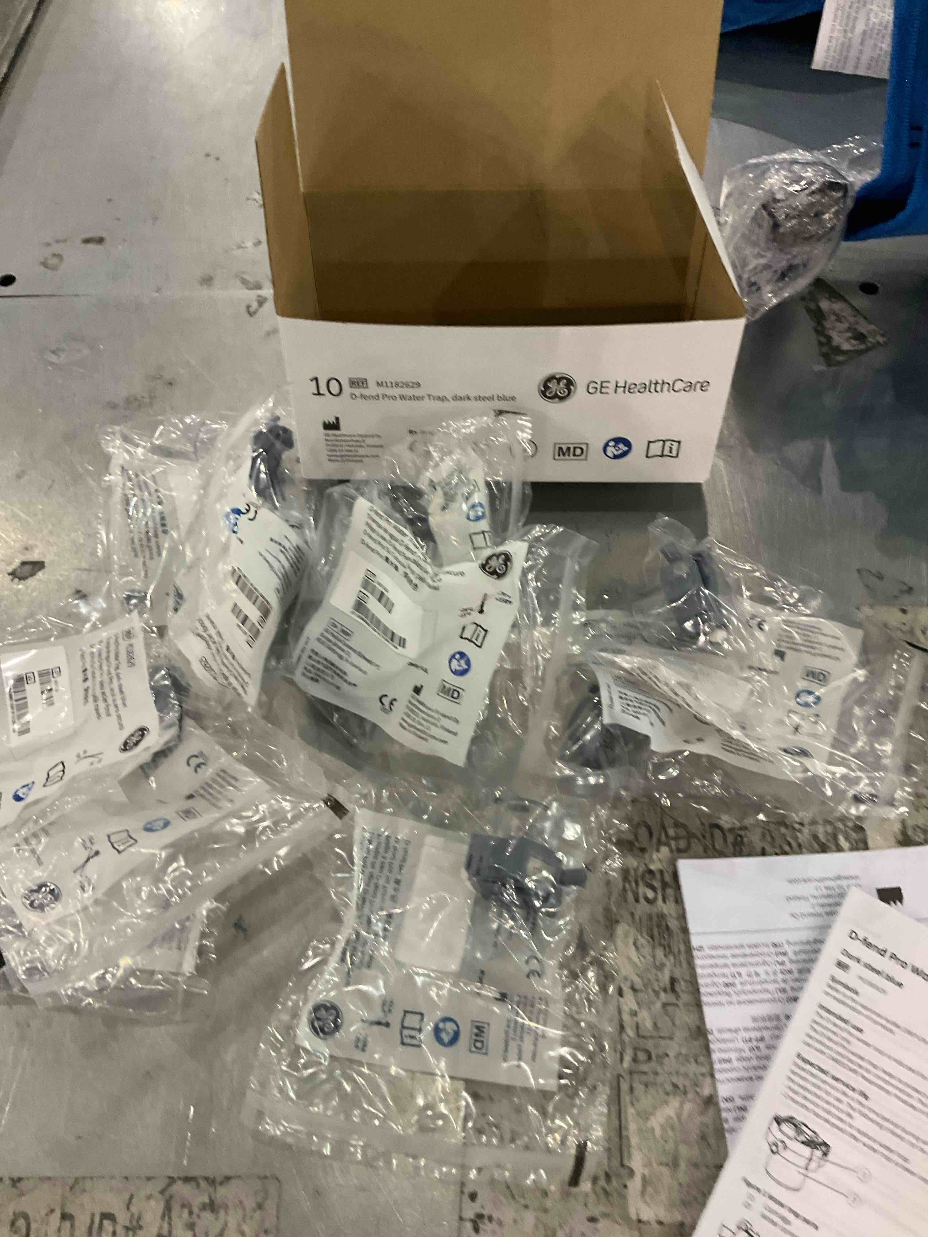 https://s3.amazonaws.com/lotting-images-prod/bidfta/PPE2491867_1746011966200.jpeg