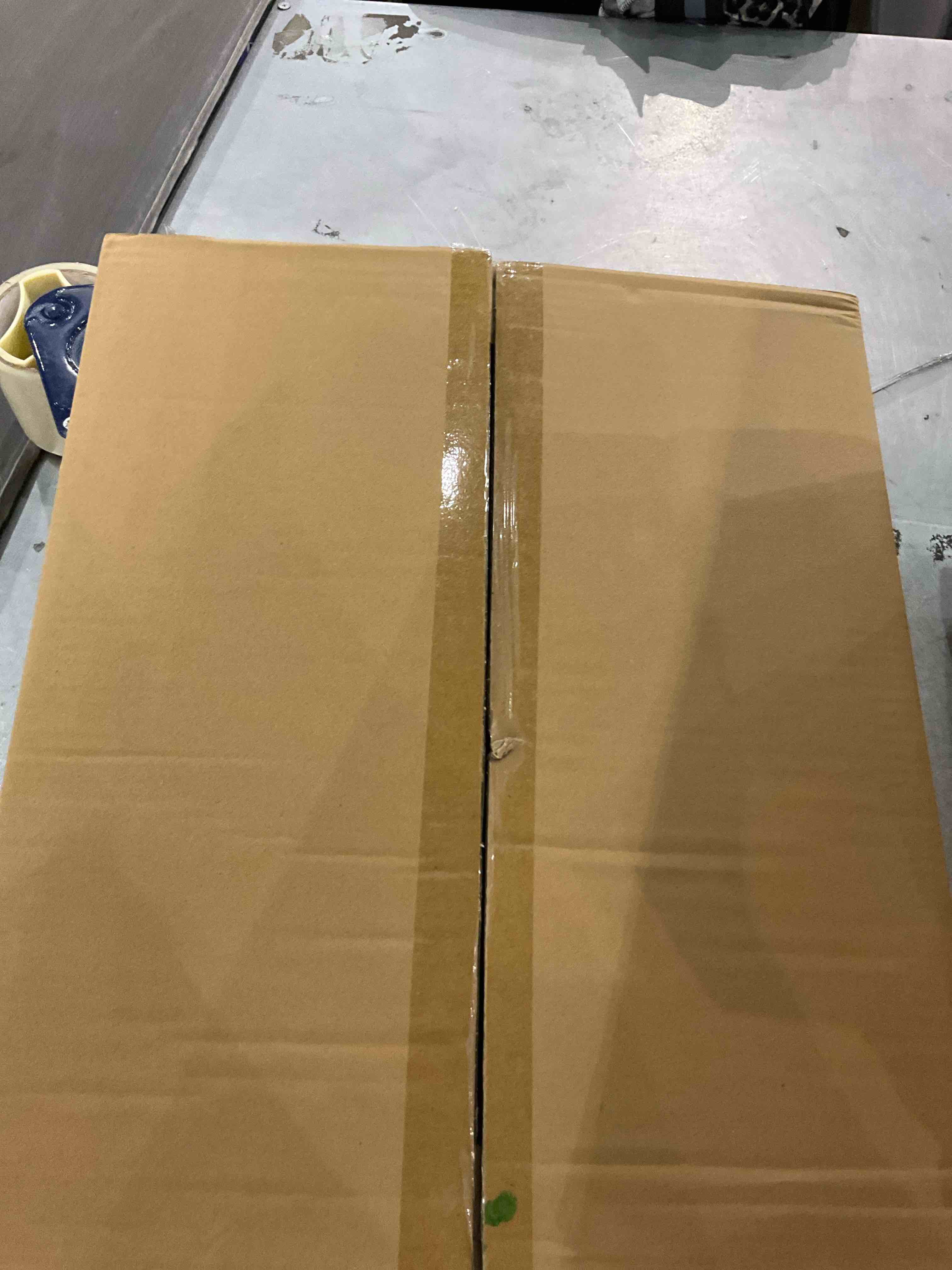 https://s3.amazonaws.com/lotting-images-prod/bidfta/PPE2491889_1746012441970.jpeg