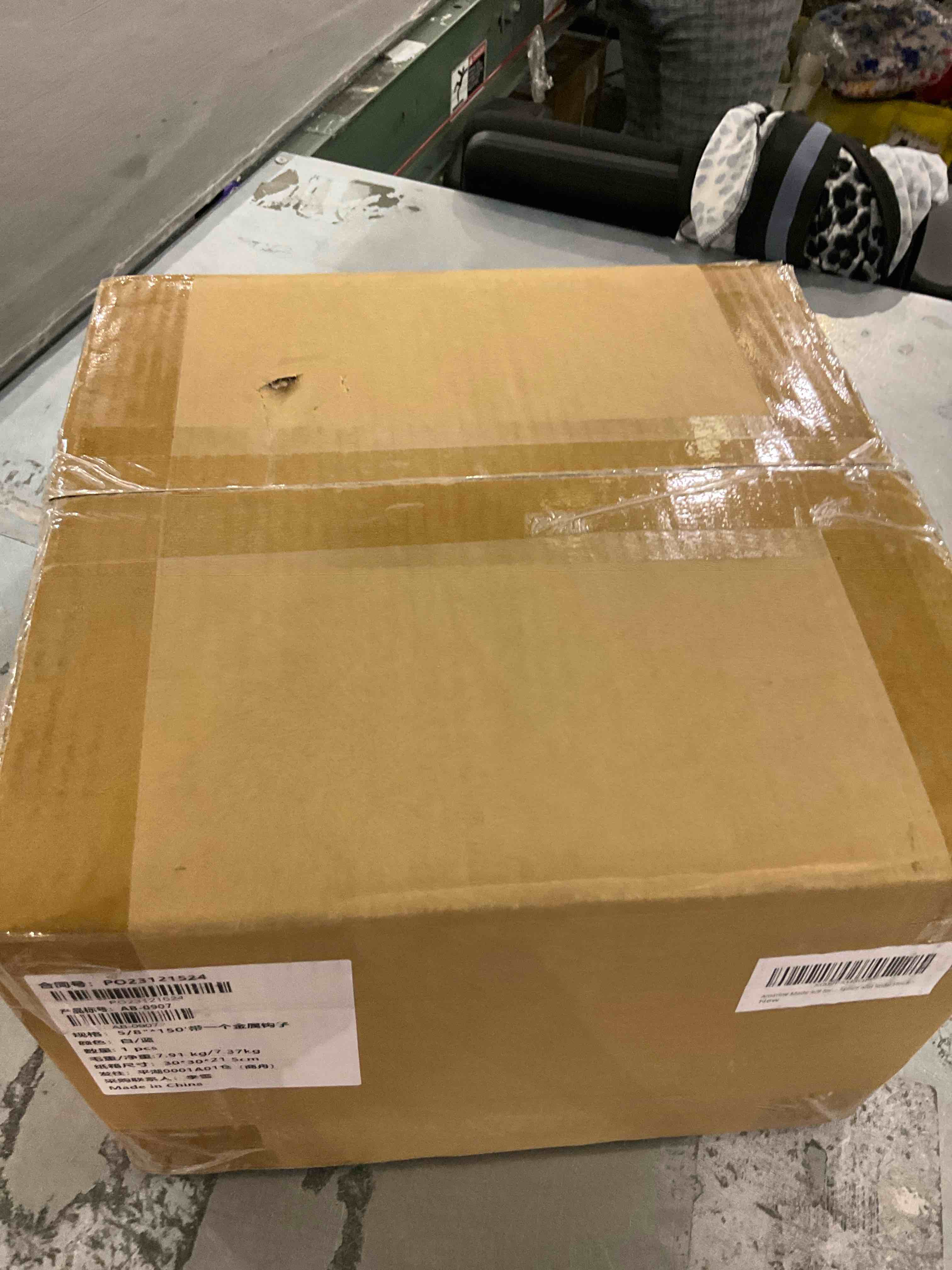 https://s3.amazonaws.com/lotting-images-prod/bidfta/PPE2491927_1746013497663.jpeg