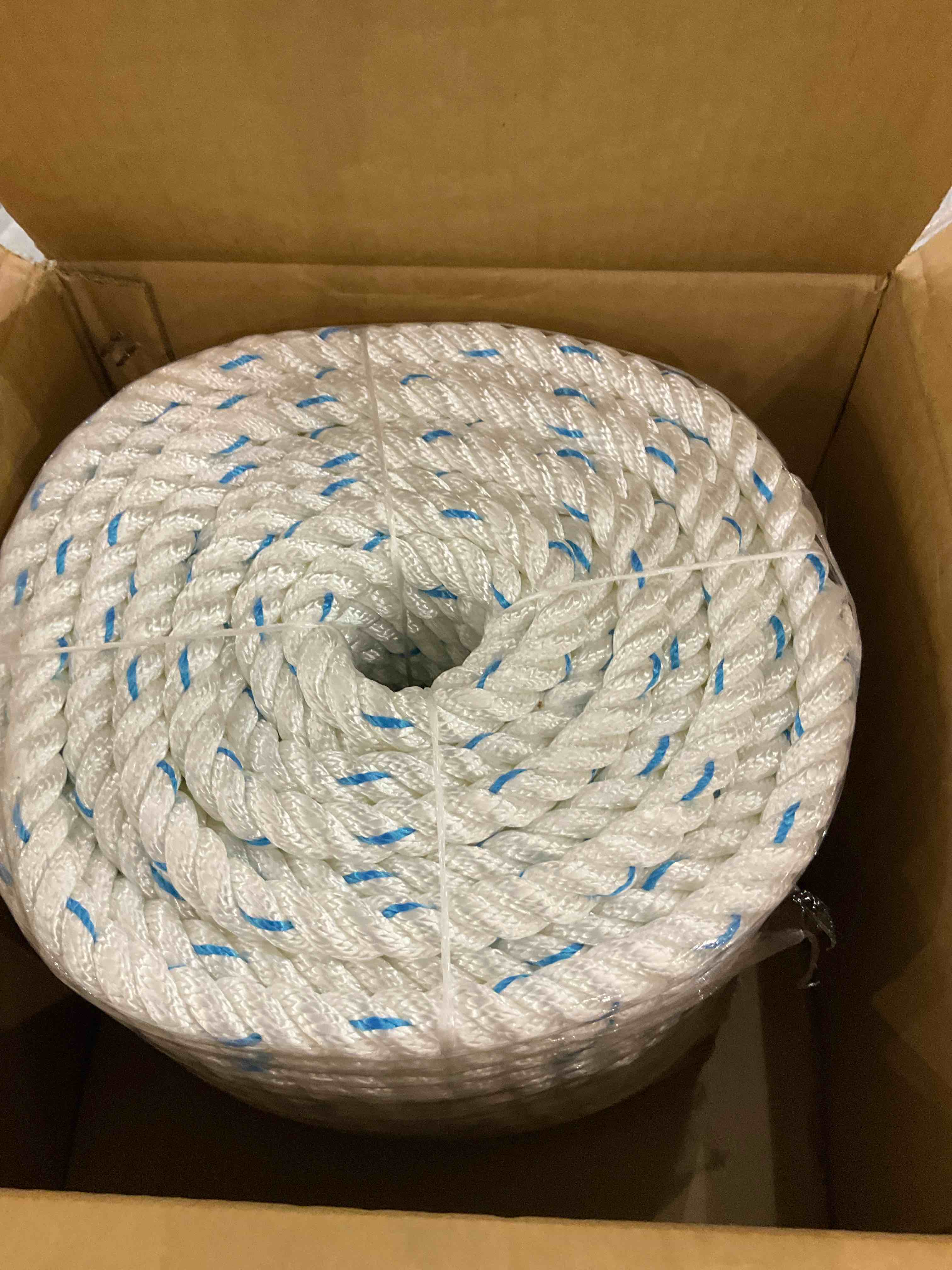 https://s3.amazonaws.com/lotting-images-prod/bidfta/PPE2491927_1746013507210.jpeg