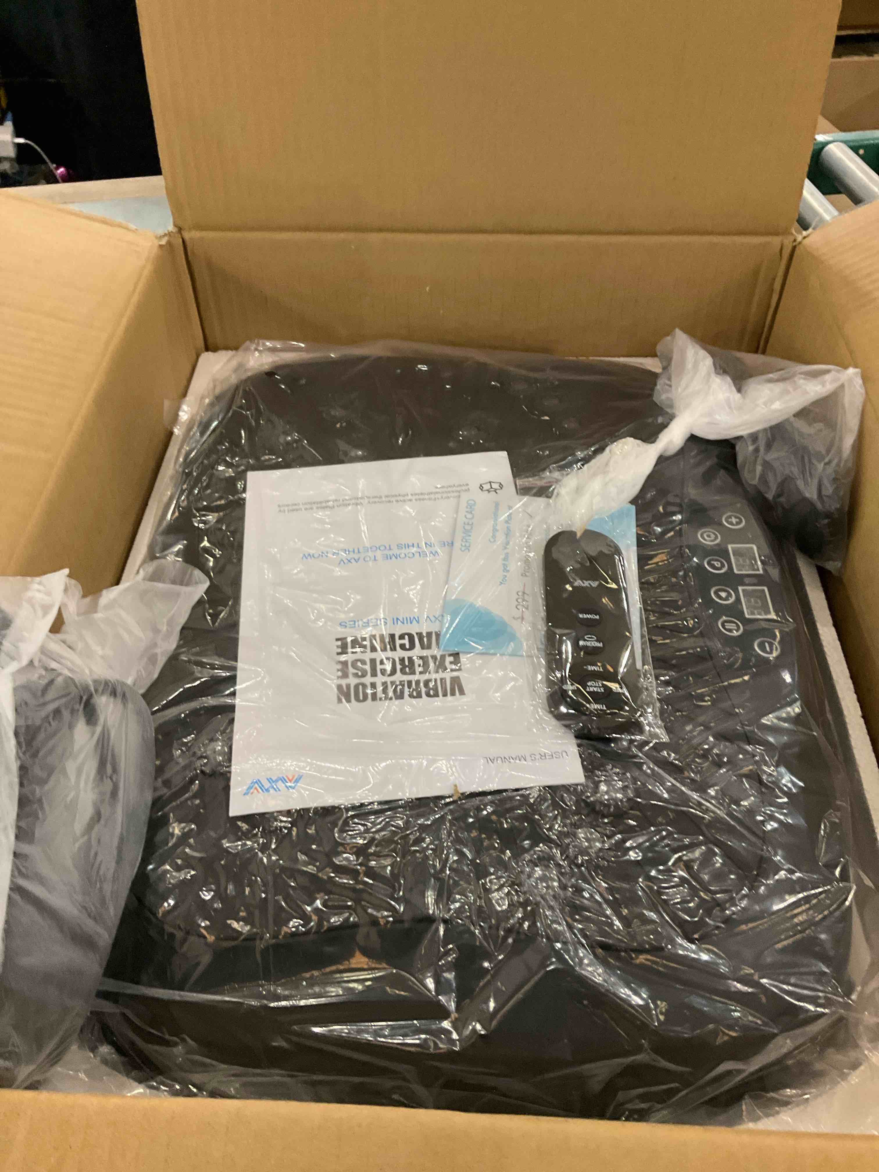 https://s3.amazonaws.com/lotting-images-prod/bidfta/PPE2492221_1746024009857.jpeg