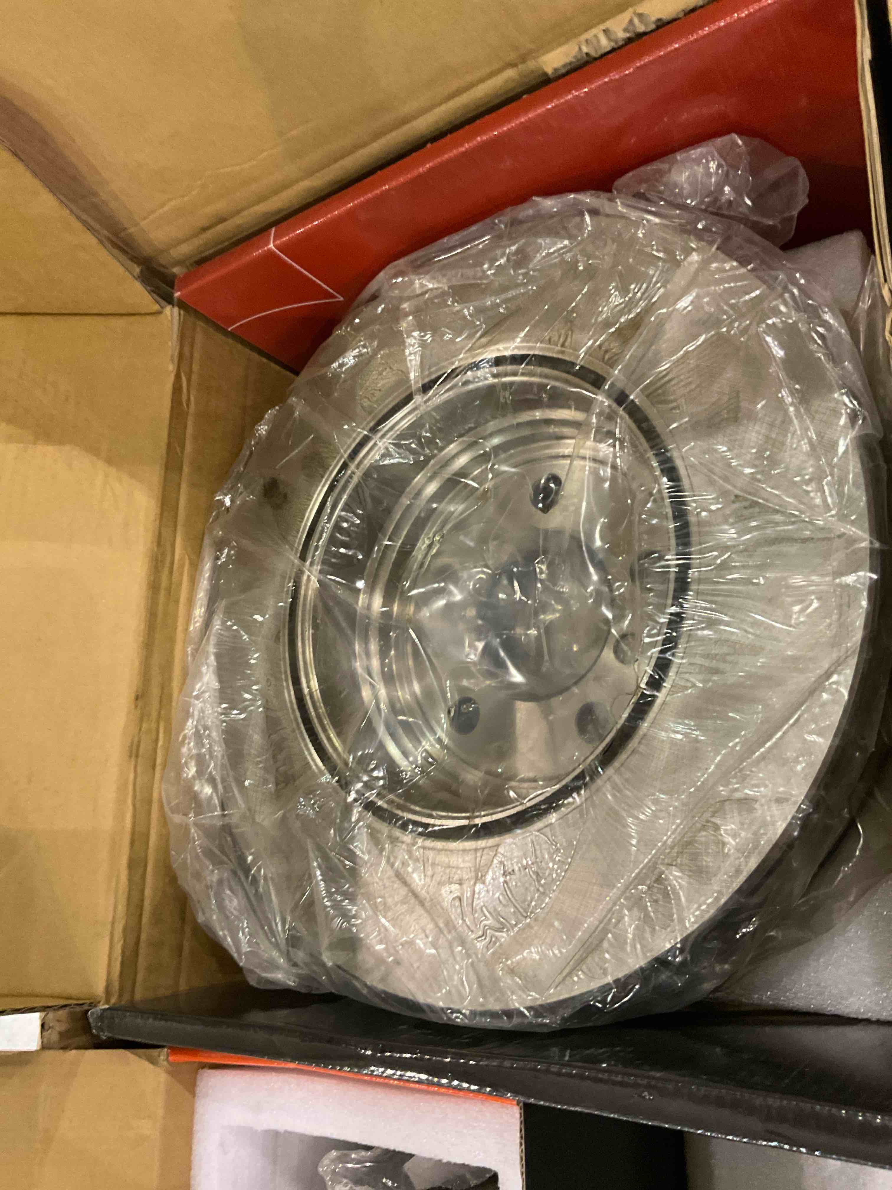 https://s3.amazonaws.com/lotting-images-prod/bidfta/PPE2492489_1746101155336.jpeg