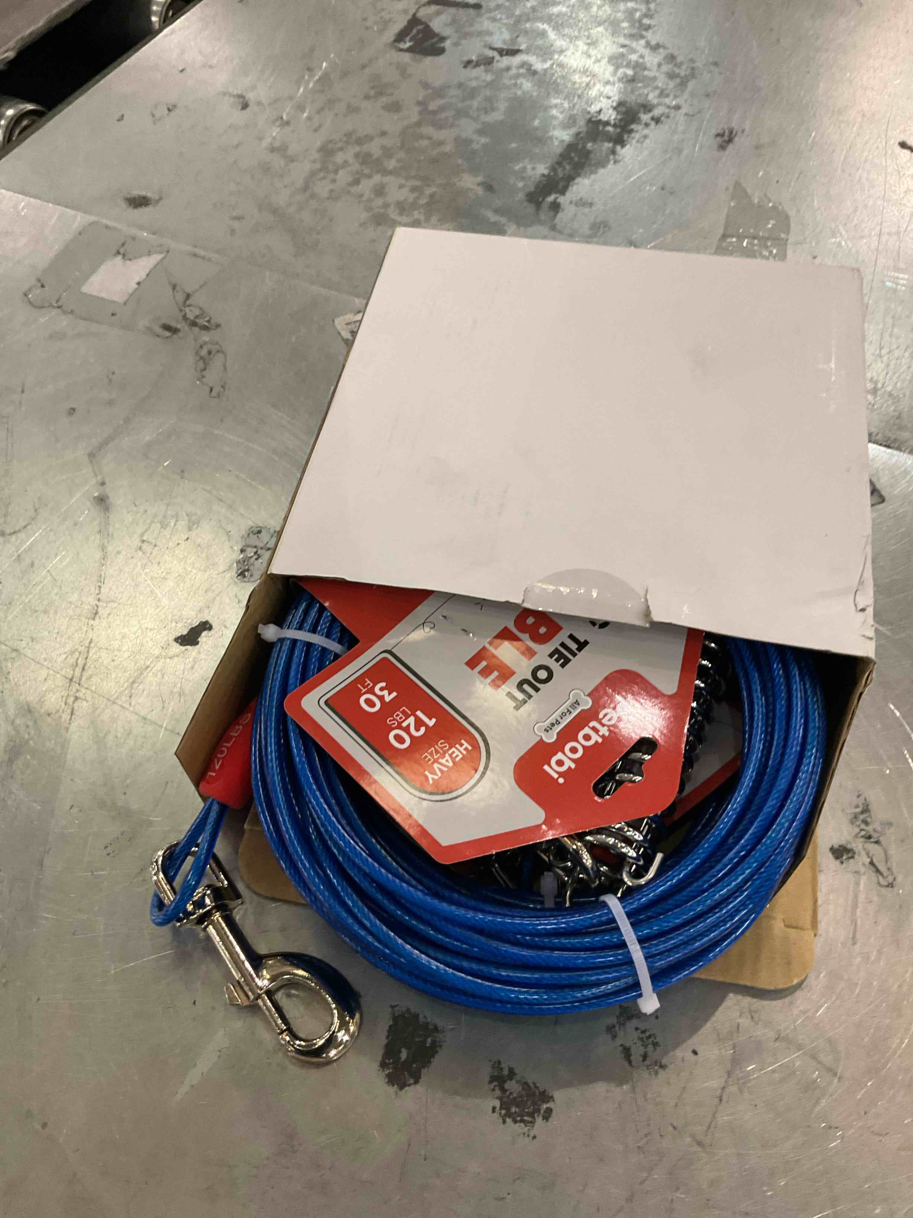 https://s3.amazonaws.com/lotting-images-prod/bidfta/PPE2492800_1746126345835.jpeg