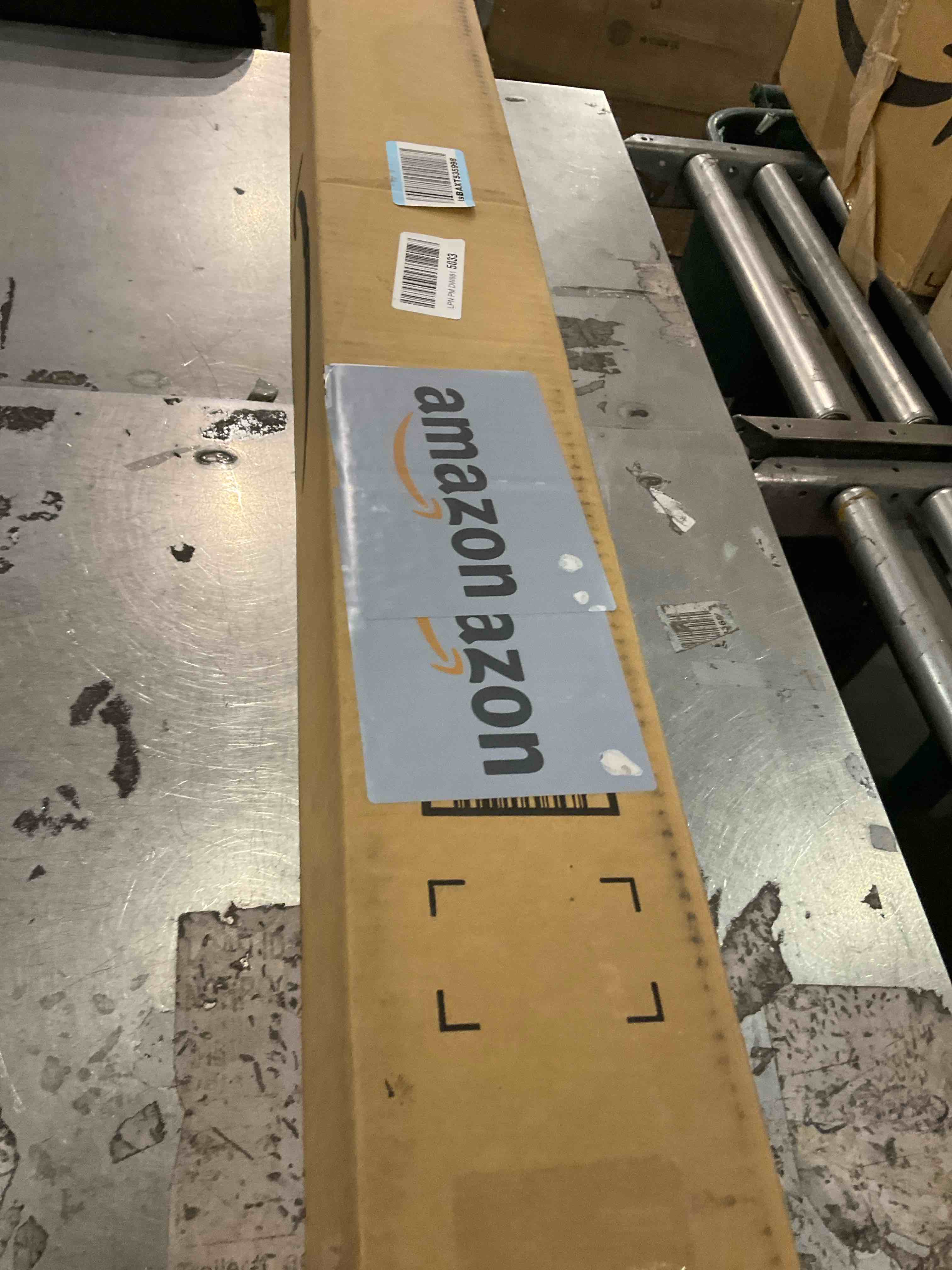 https://s3.amazonaws.com/lotting-images-prod/bidfta/PPE2492828_1746444075362.jpeg