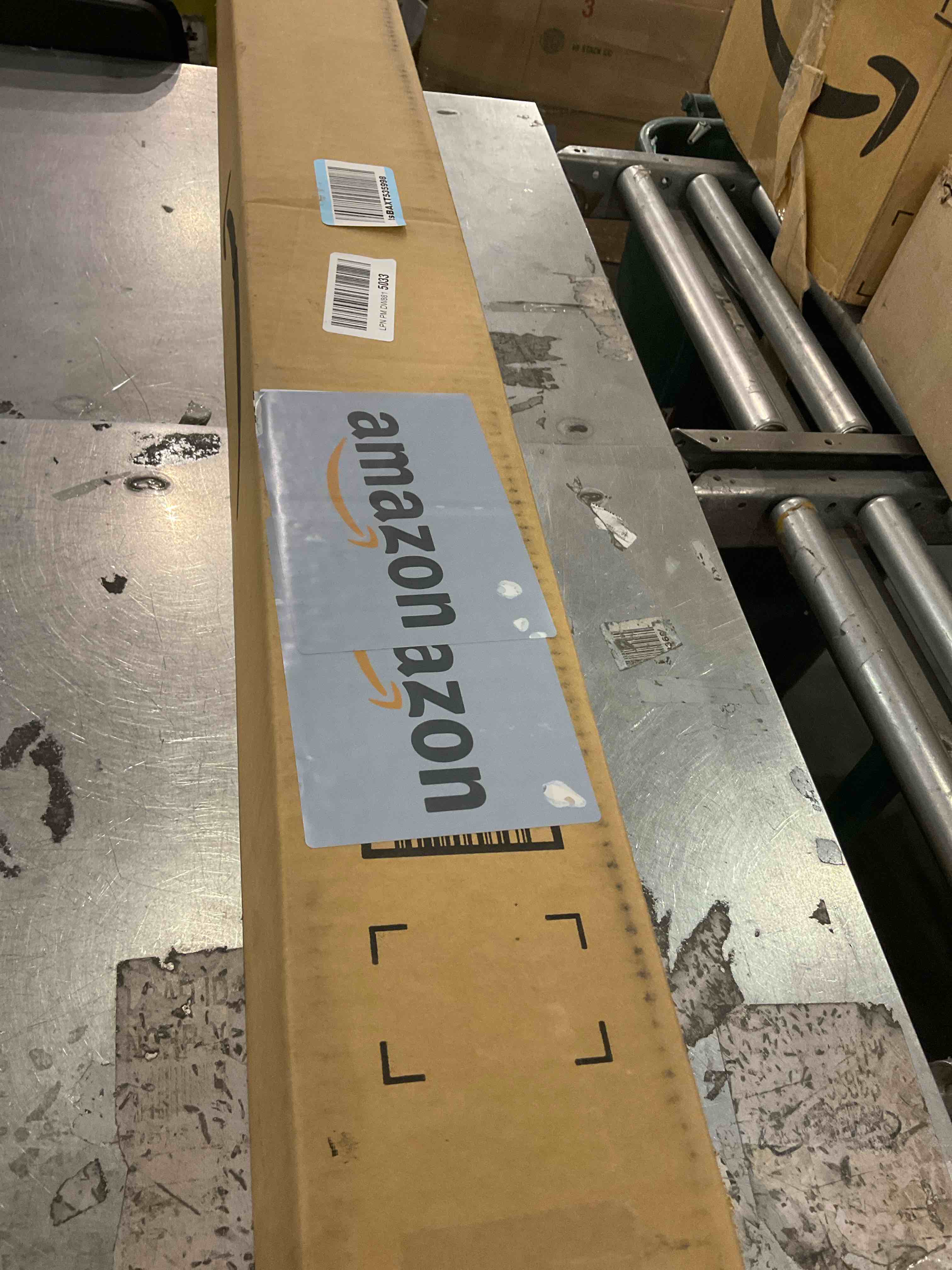 https://s3.amazonaws.com/lotting-images-prod/bidfta/PPE2492828_1746444076201.jpeg