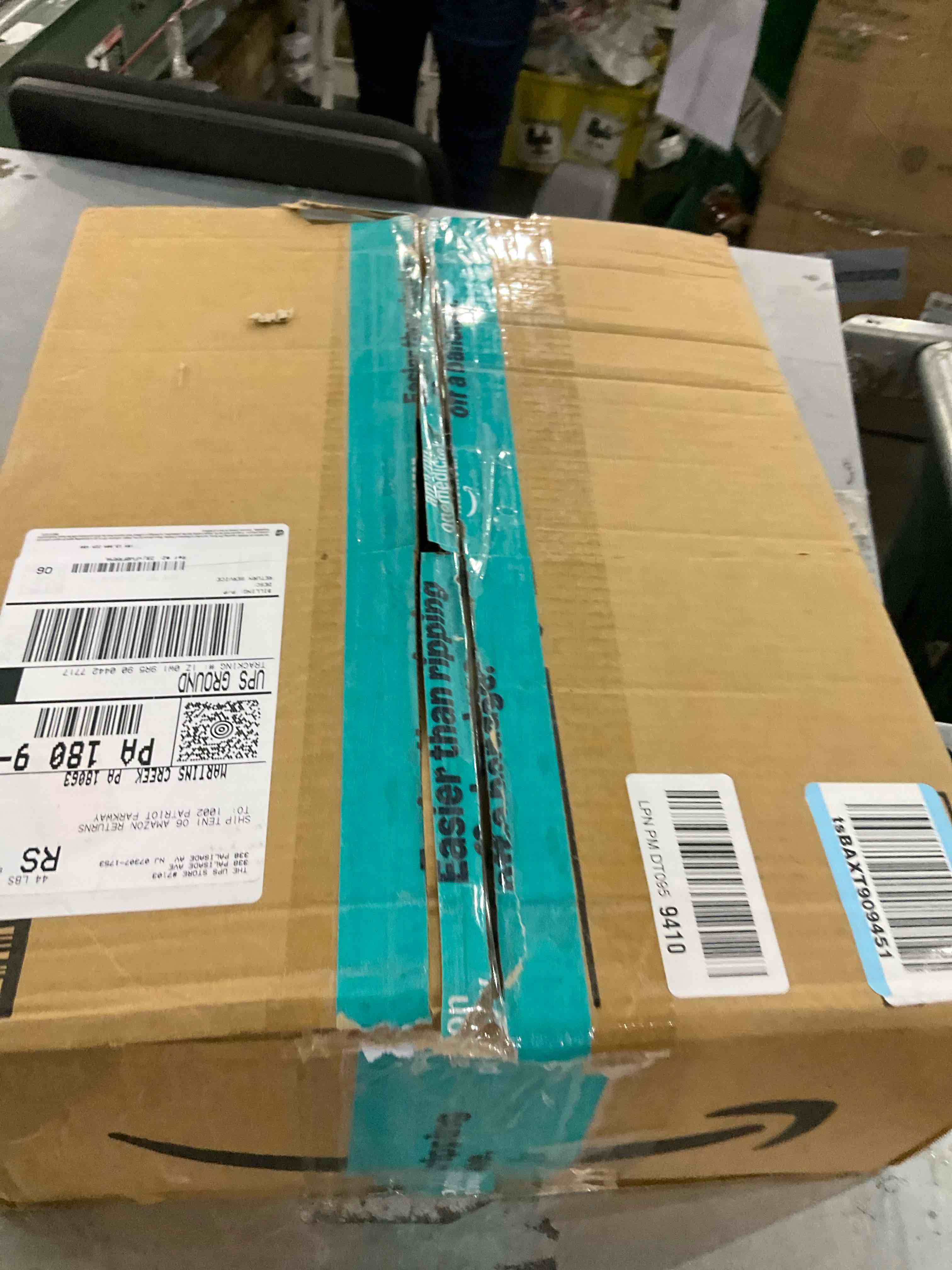 https://s3.amazonaws.com/lotting-images-prod/bidfta/PPE2492830_1746444528782.jpeg