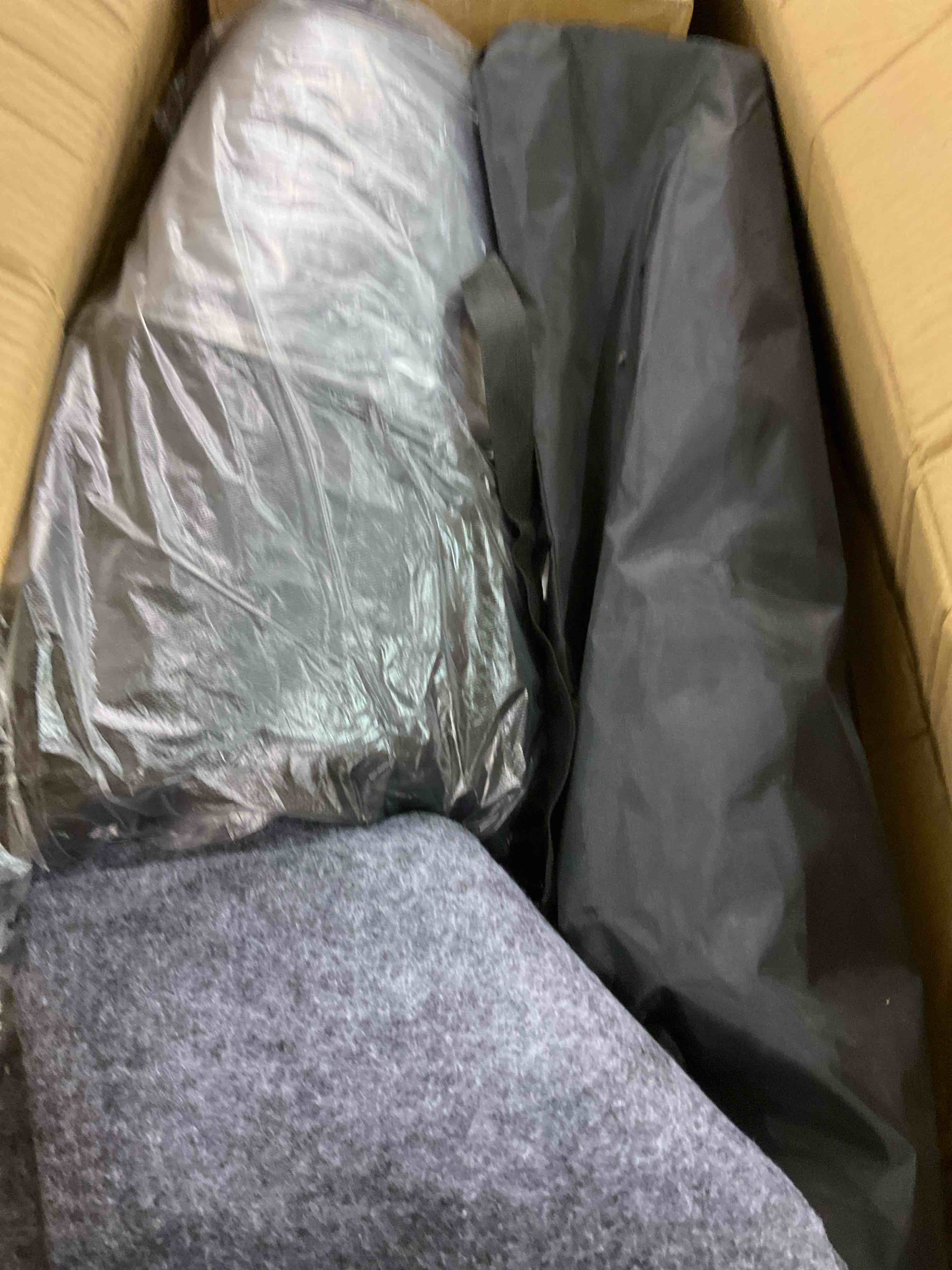 https://s3.amazonaws.com/lotting-images-prod/bidfta/PPE2492841_1746458030974.jpeg