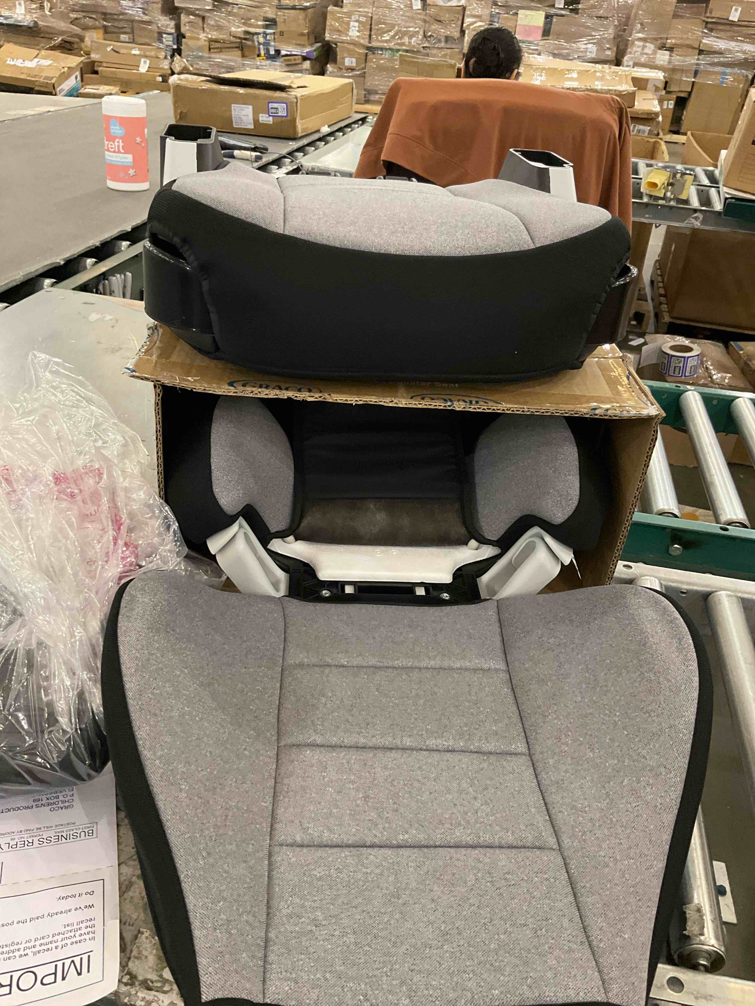 https://s3.amazonaws.com/lotting-images-prod/bidfta/PPE2492895_1746197665949.jpeg