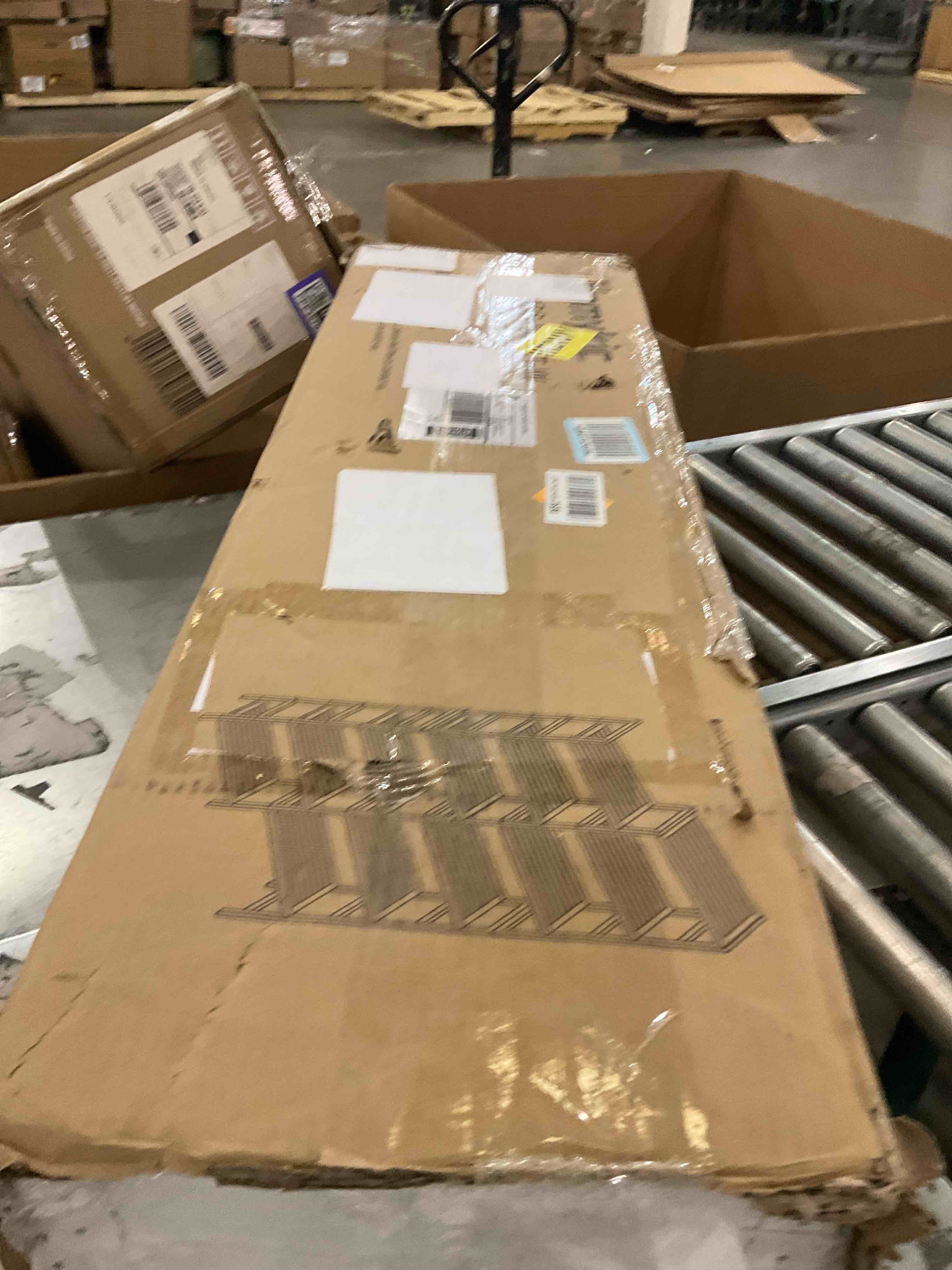 https://s3.amazonaws.com/lotting-images-prod/bidfta/PPE2492912_1746195891725.jpeg