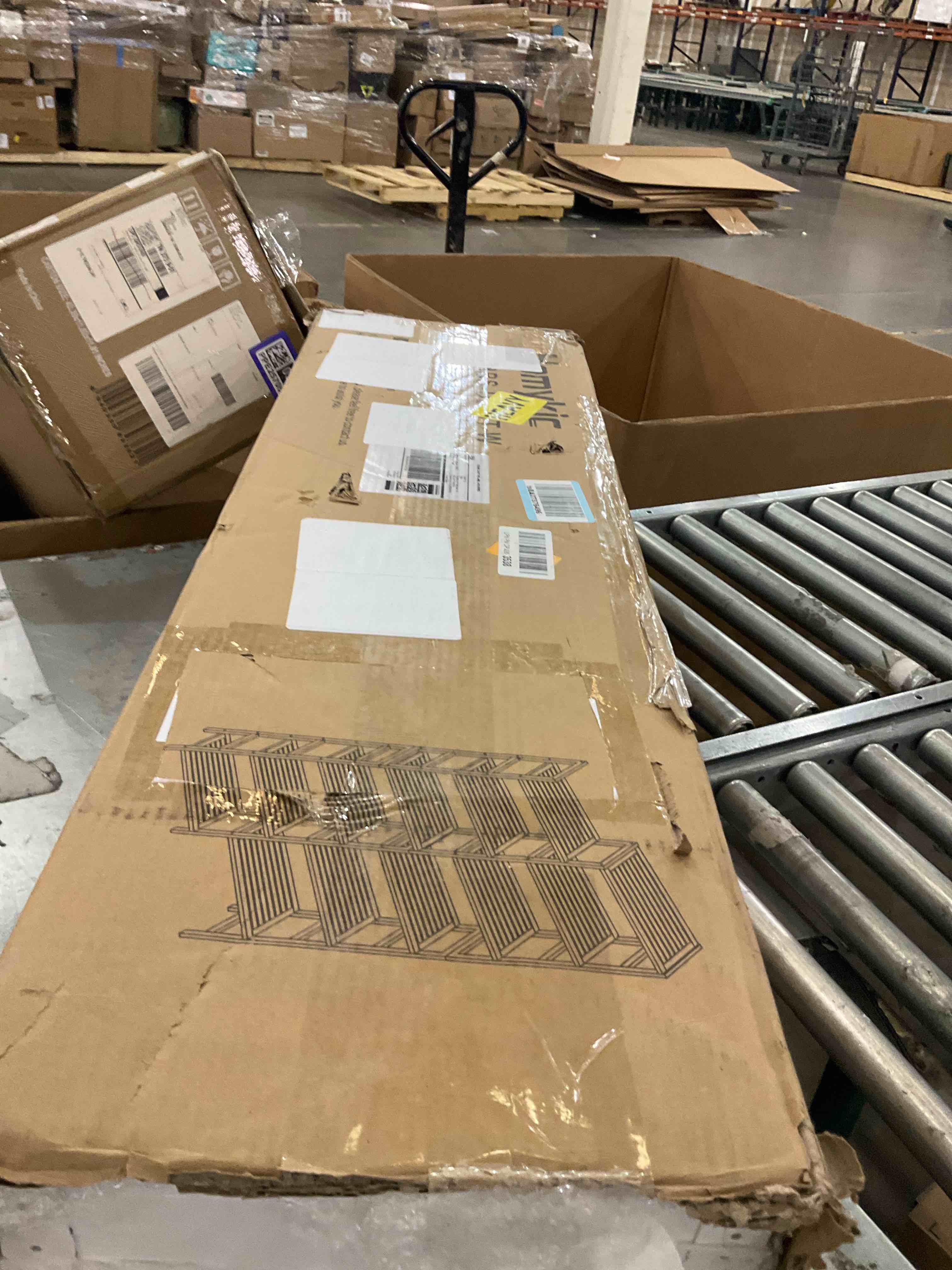 https://s3.amazonaws.com/lotting-images-prod/bidfta/PPE2492912_1746195893986.jpeg