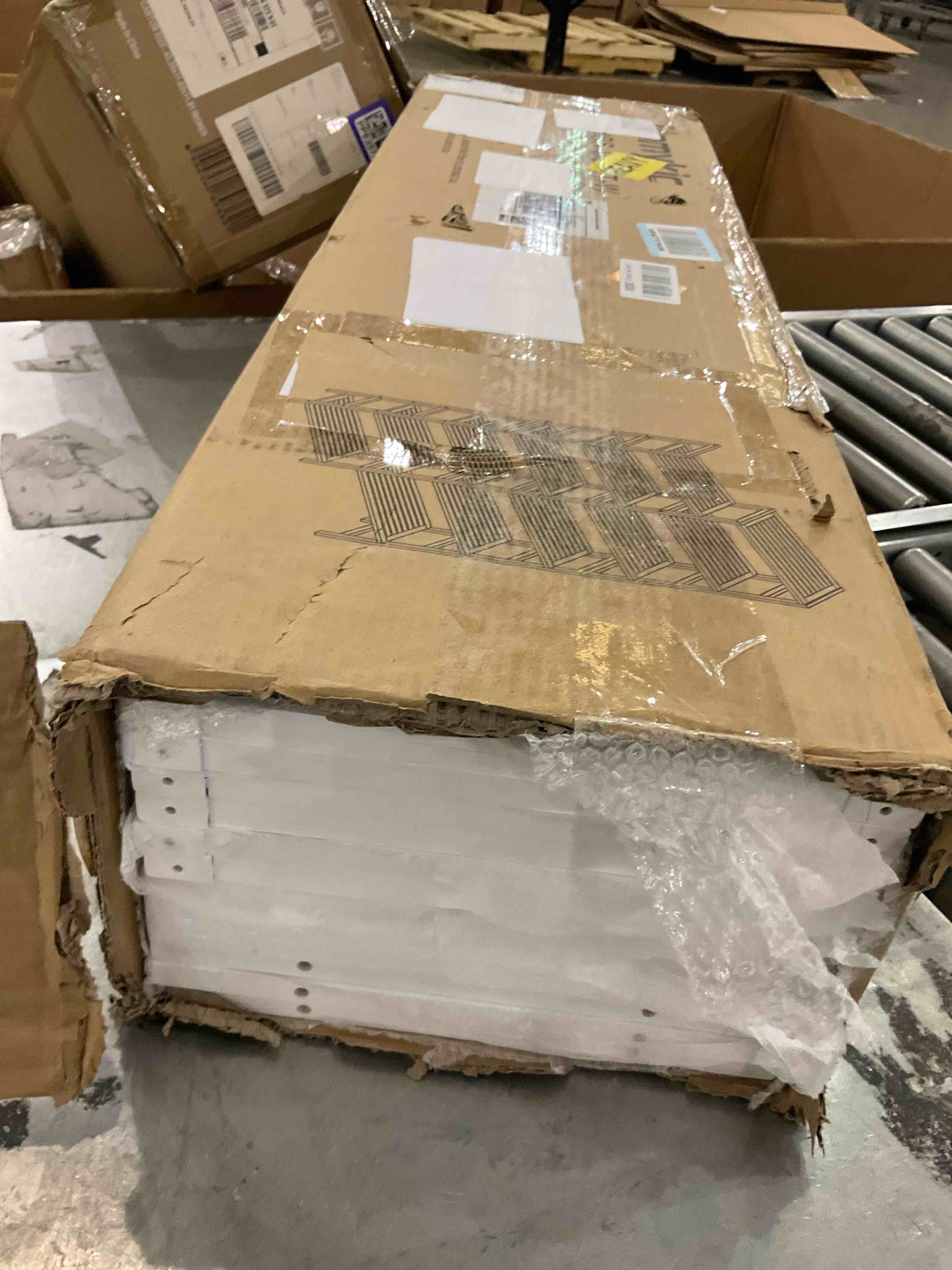 https://s3.amazonaws.com/lotting-images-prod/bidfta/PPE2492912_1746195897065.jpeg