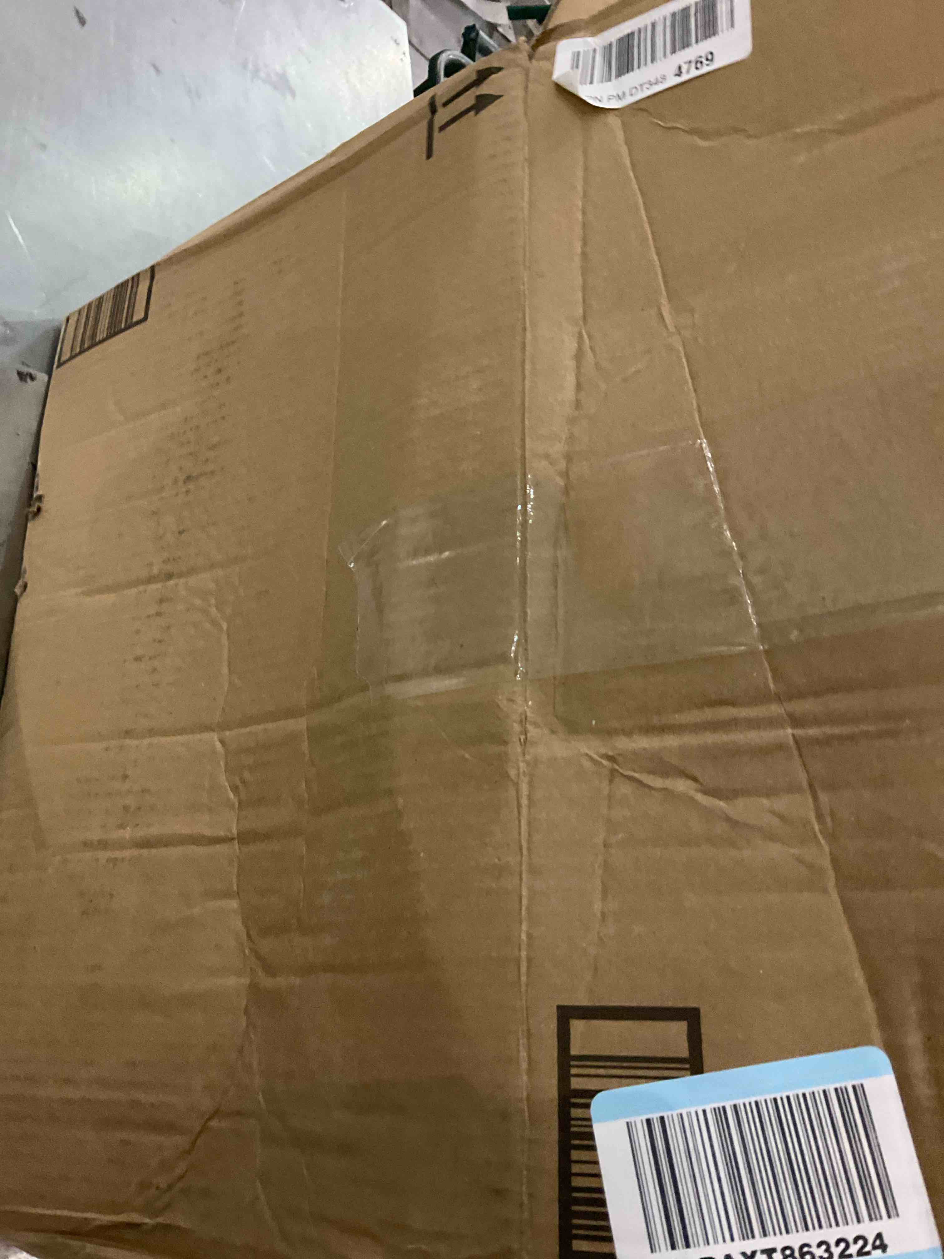 https://s3.amazonaws.com/lotting-images-prod/bidfta/PPE2493106_1746444617335.jpeg
