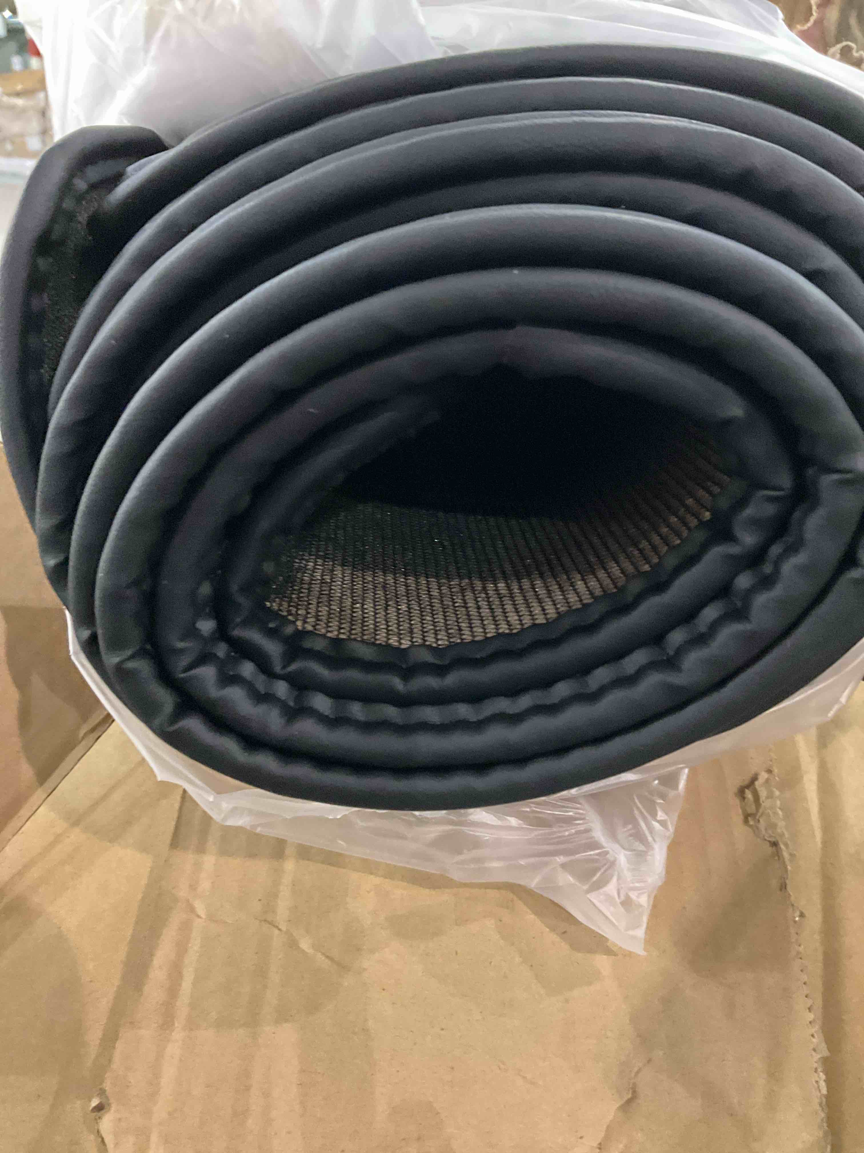 https://s3.amazonaws.com/lotting-images-prod/bidfta/PPE2493244_1746445744341.jpeg