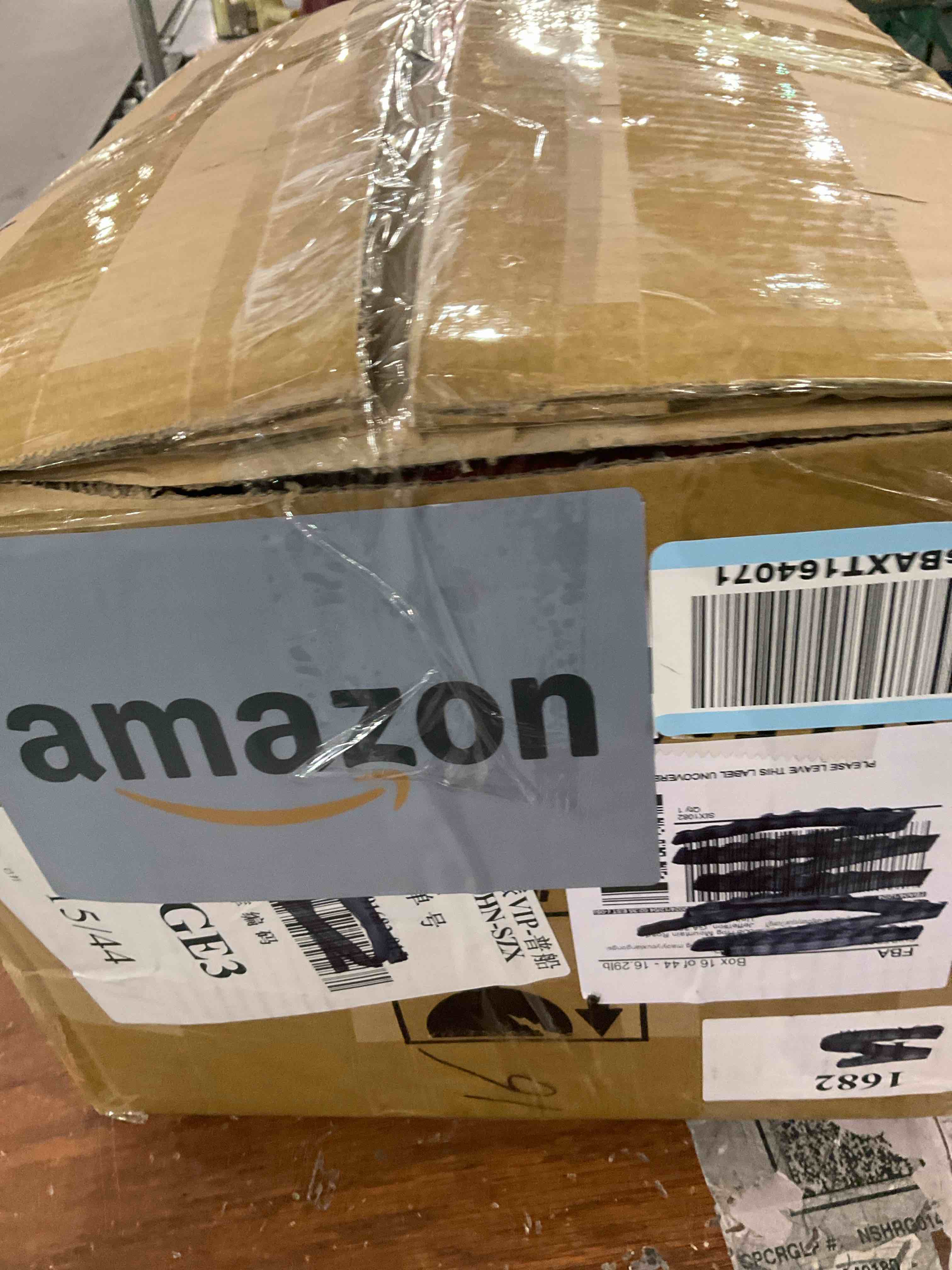 https://s3.amazonaws.com/lotting-images-prod/bidfta/PPE2493246_1746446270276.jpeg