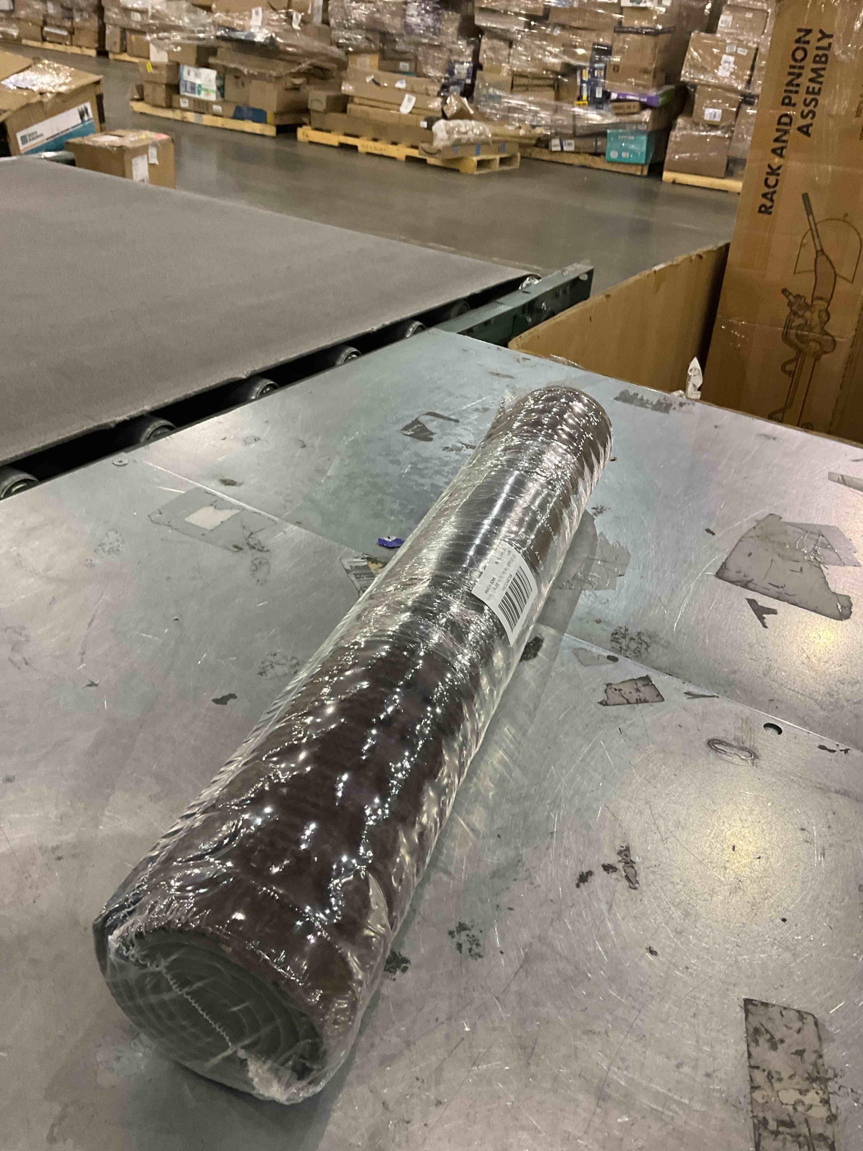 https://s3.amazonaws.com/lotting-images-prod/bidfta/PPE2493270_1746445232780.jpeg