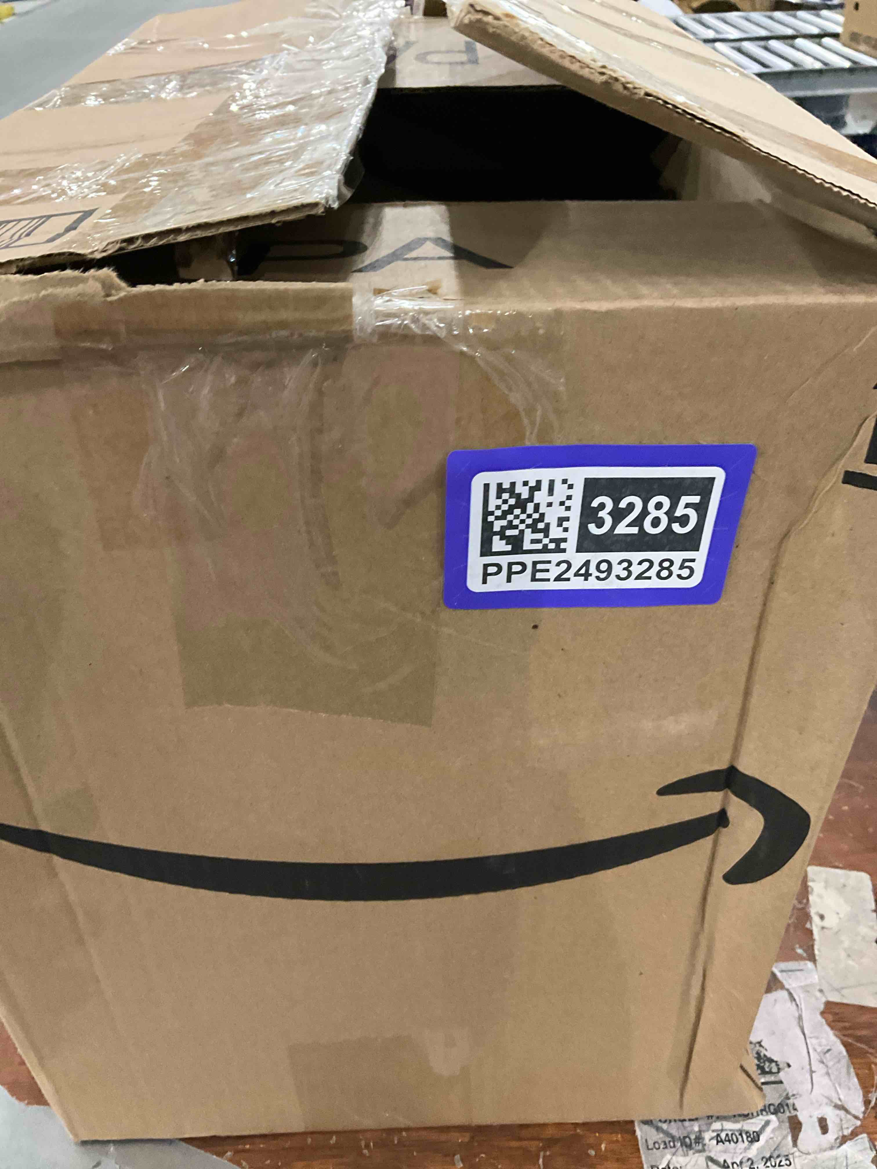 https://s3.amazonaws.com/lotting-images-prod/bidfta/PPE2493285_1746448919731.jpeg