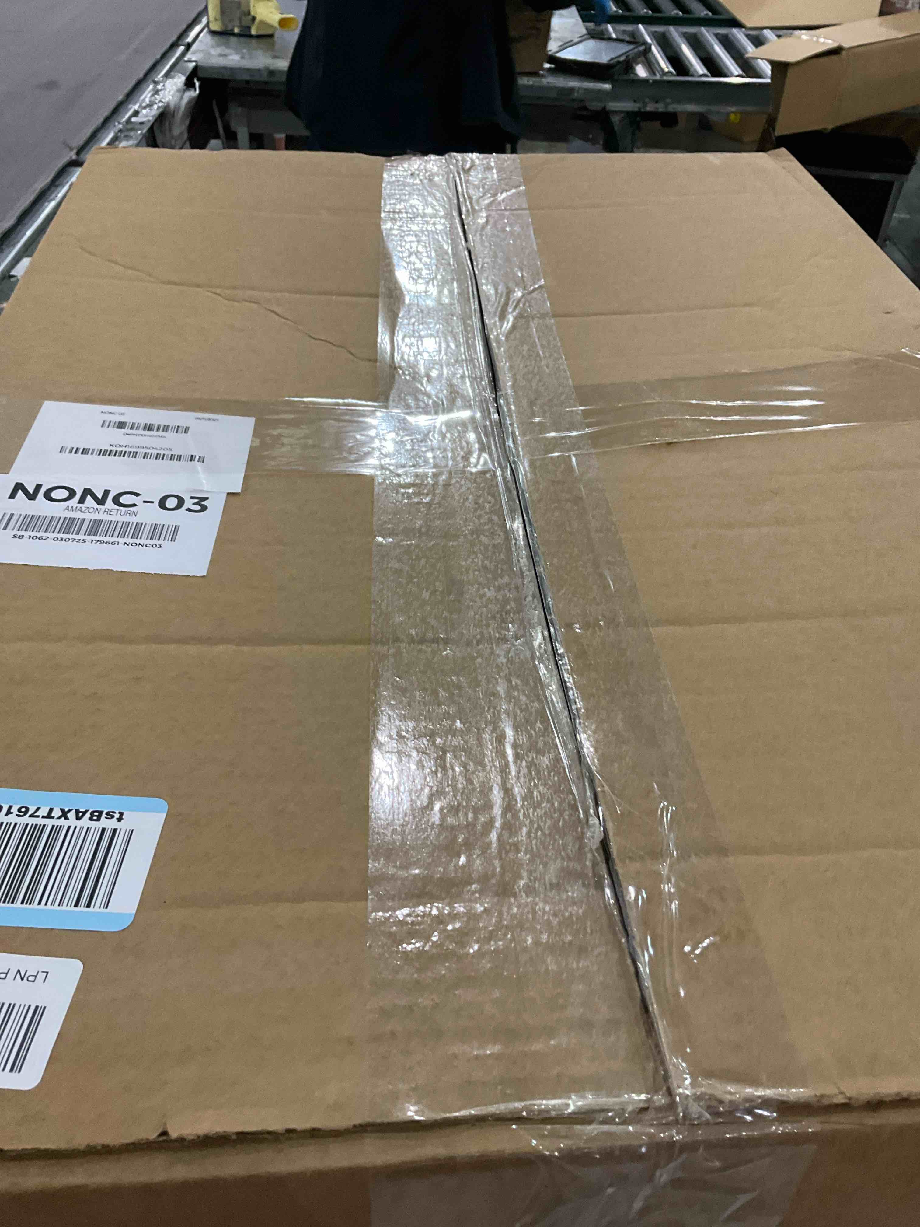https://s3.amazonaws.com/lotting-images-prod/bidfta/PPE2493301_1746446833748.jpeg