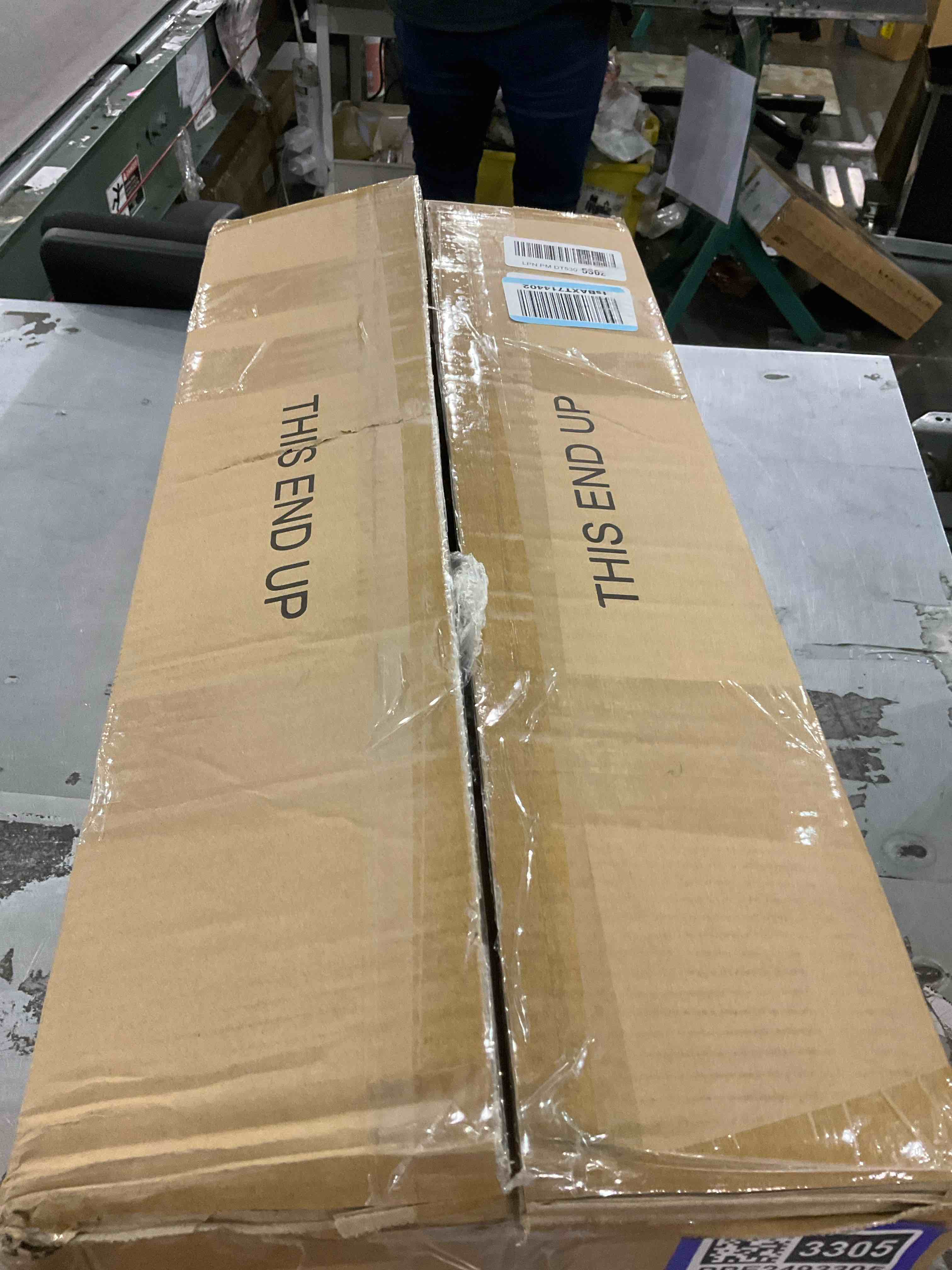 https://s3.amazonaws.com/lotting-images-prod/bidfta/PPE2493305_1746446777700.jpeg