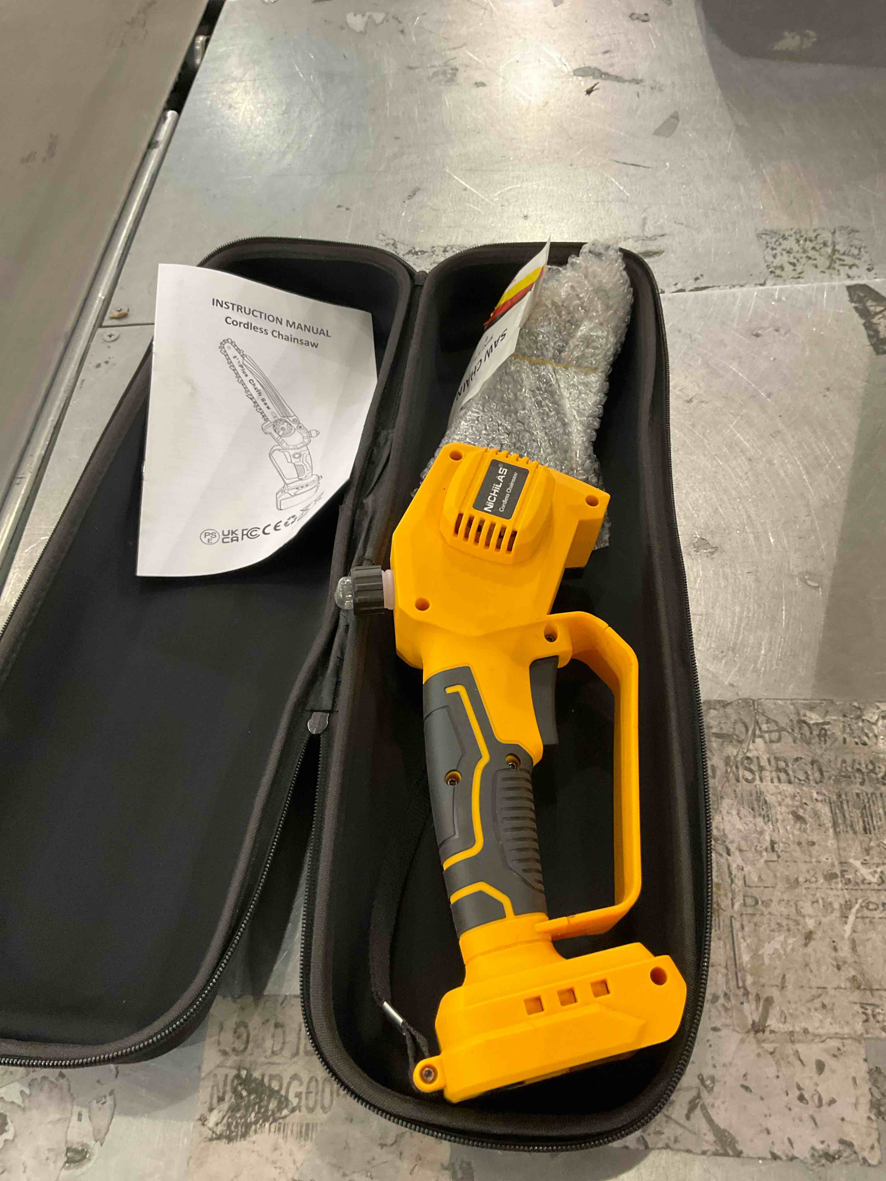 https://s3.amazonaws.com/lotting-images-prod/bidfta/PPE2493387_1746449285603.jpeg