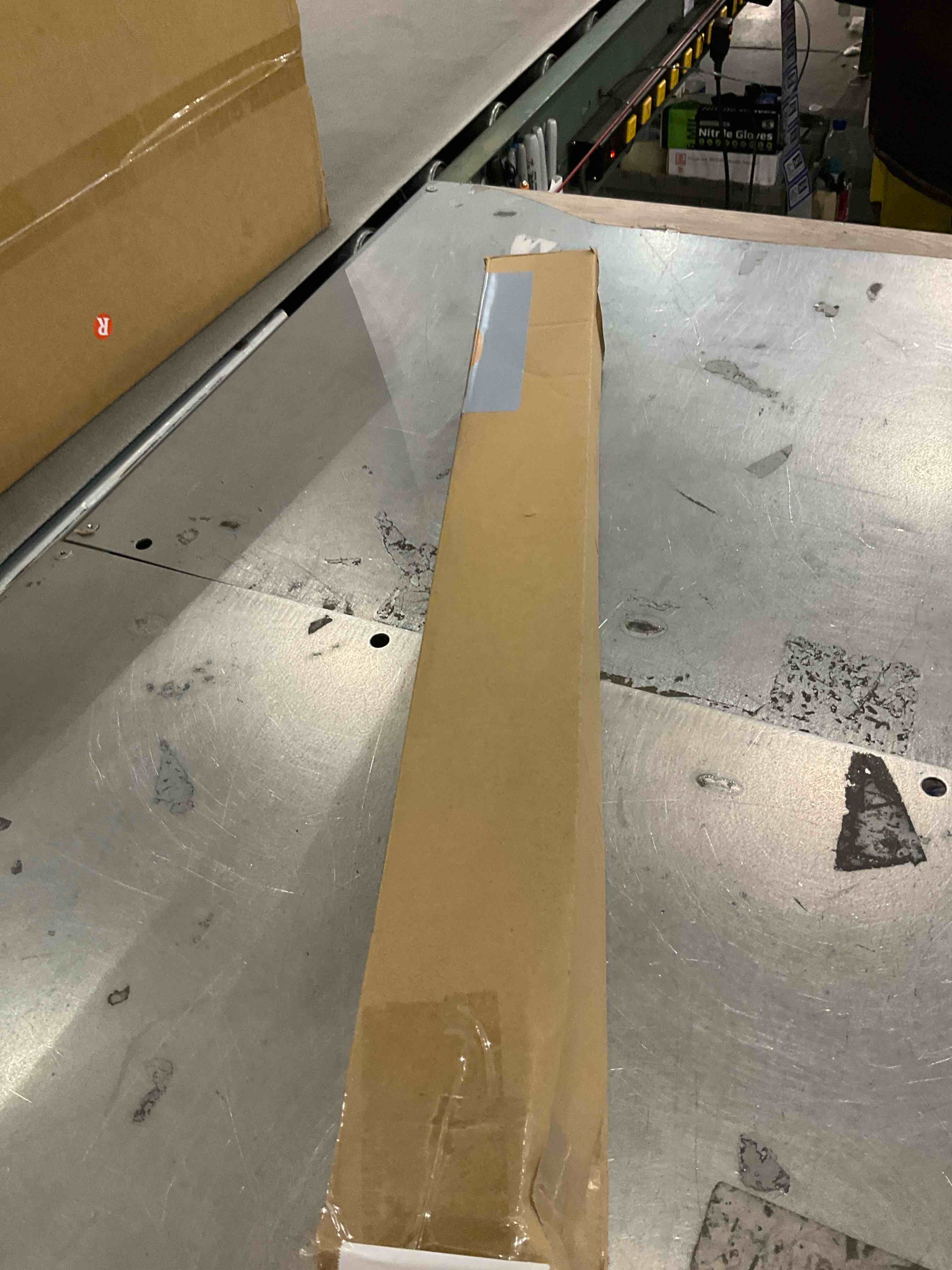https://s3.amazonaws.com/lotting-images-prod/bidfta/PPE2493437_1746453424084.jpeg