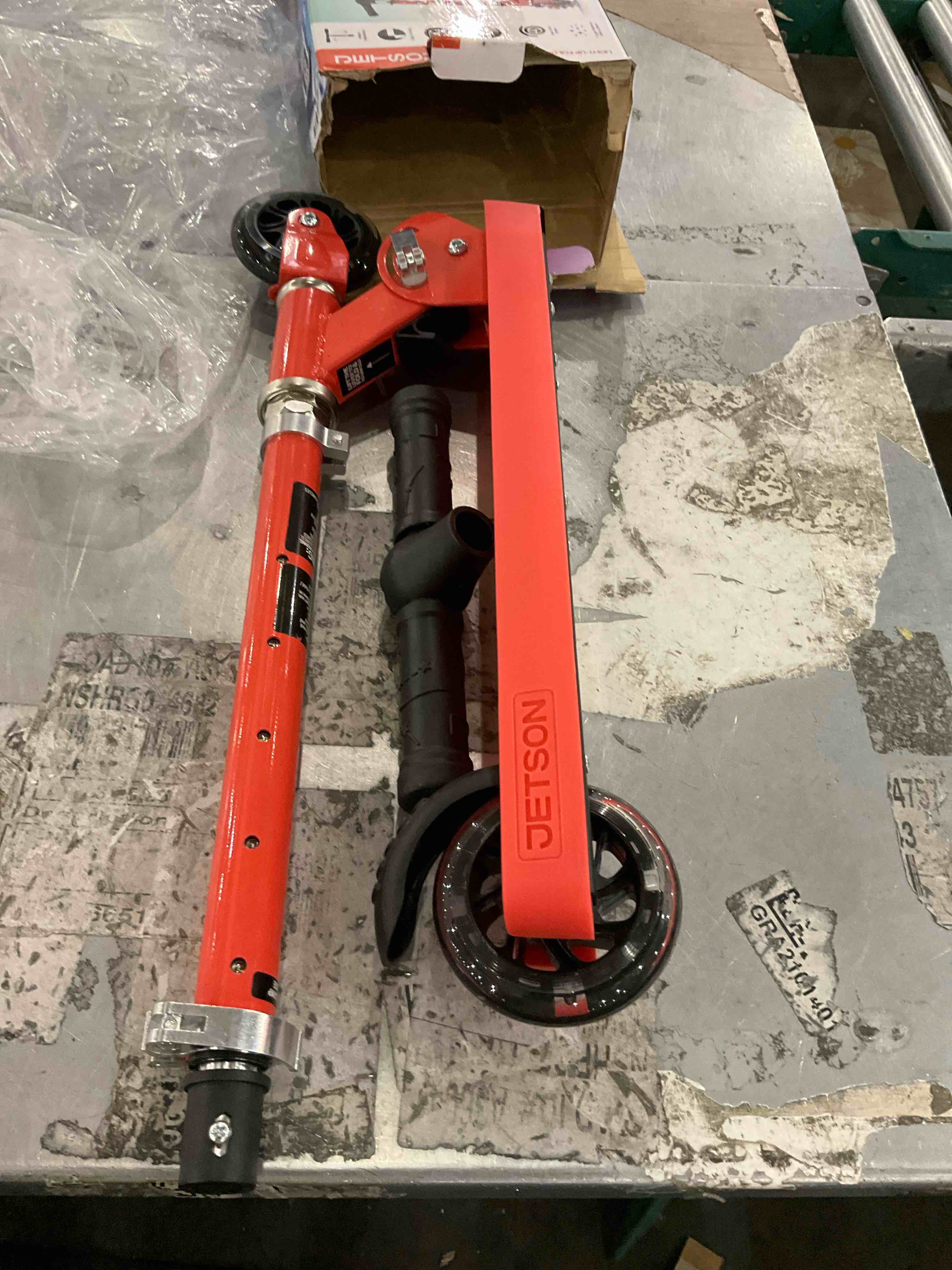 https://s3.amazonaws.com/lotting-images-prod/bidfta/PPE2493526_1746456874477.jpeg
