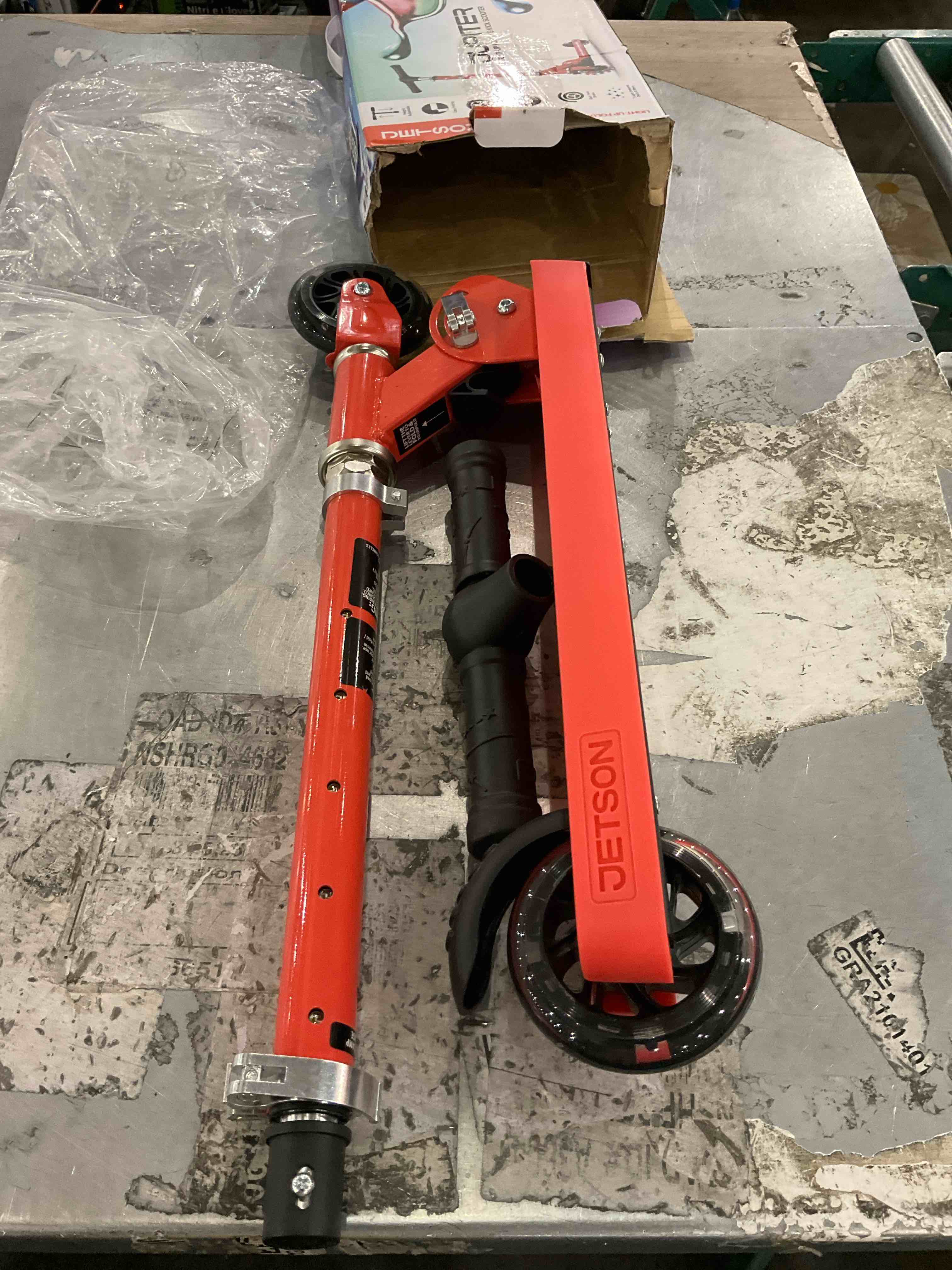 https://s3.amazonaws.com/lotting-images-prod/bidfta/PPE2493526_1746456875506.jpeg