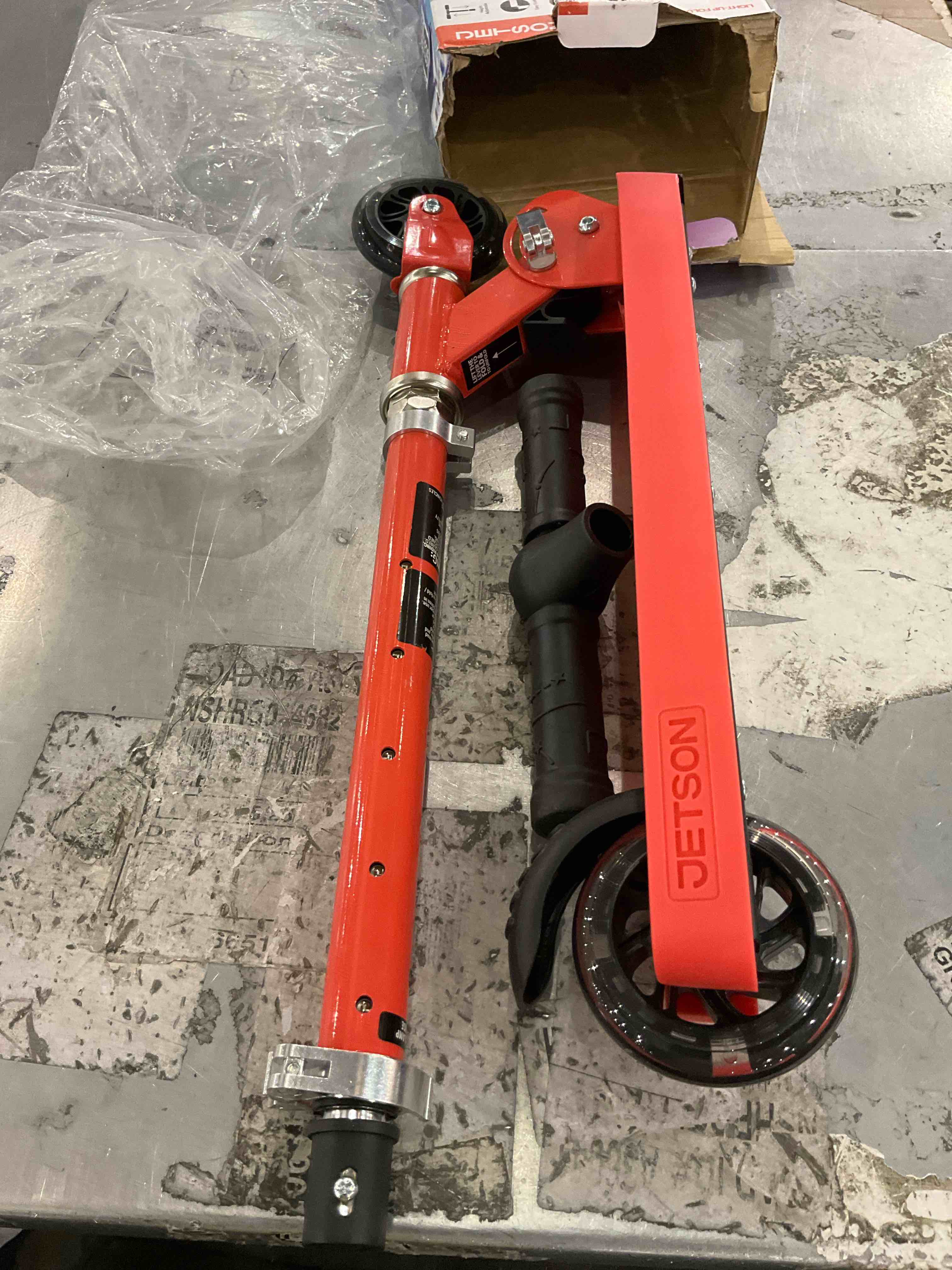 https://s3.amazonaws.com/lotting-images-prod/bidfta/PPE2493526_1746456876676.jpeg