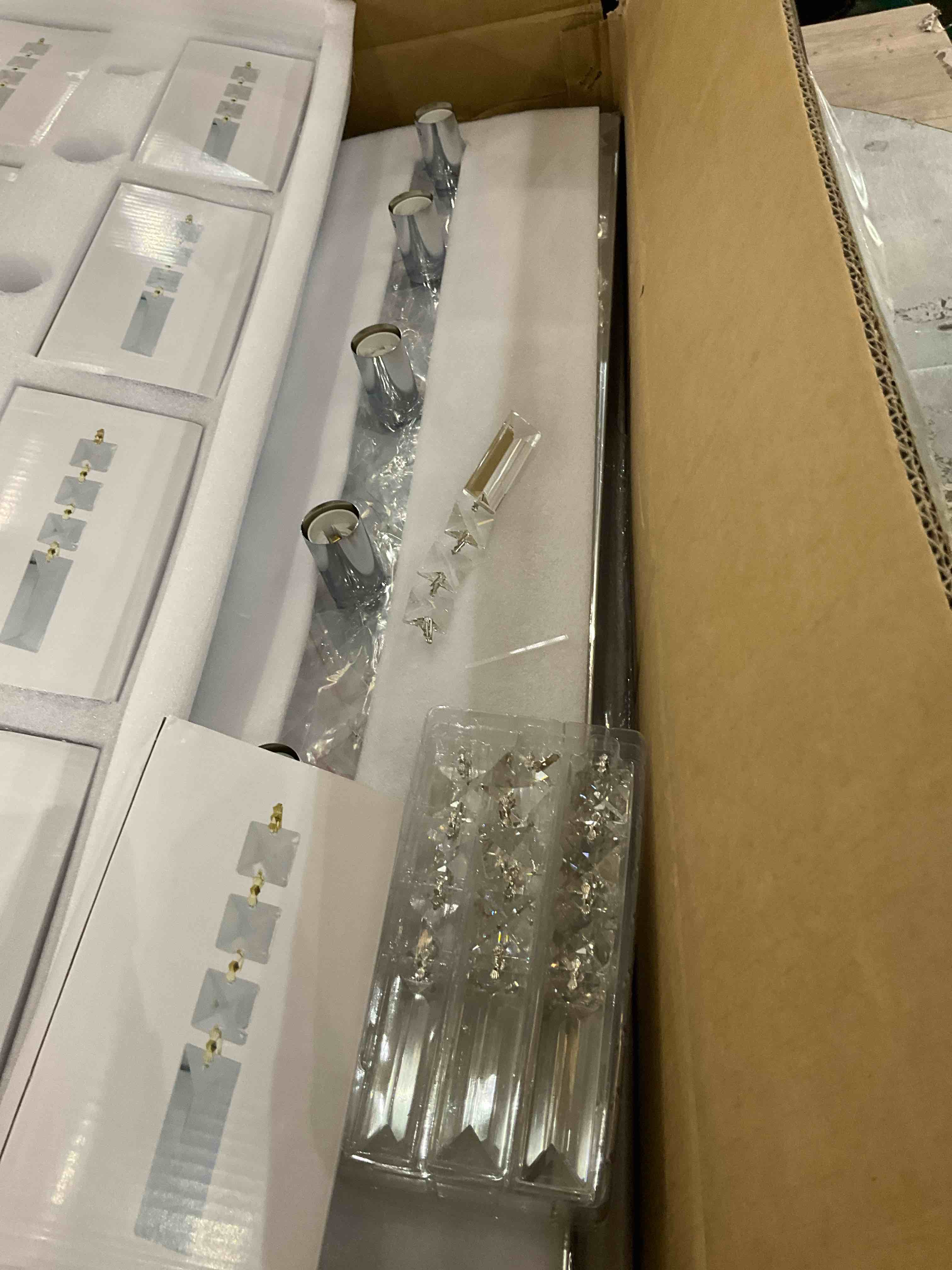 https://s3.amazonaws.com/lotting-images-prod/bidfta/PPE2493615_1746463380150.jpeg