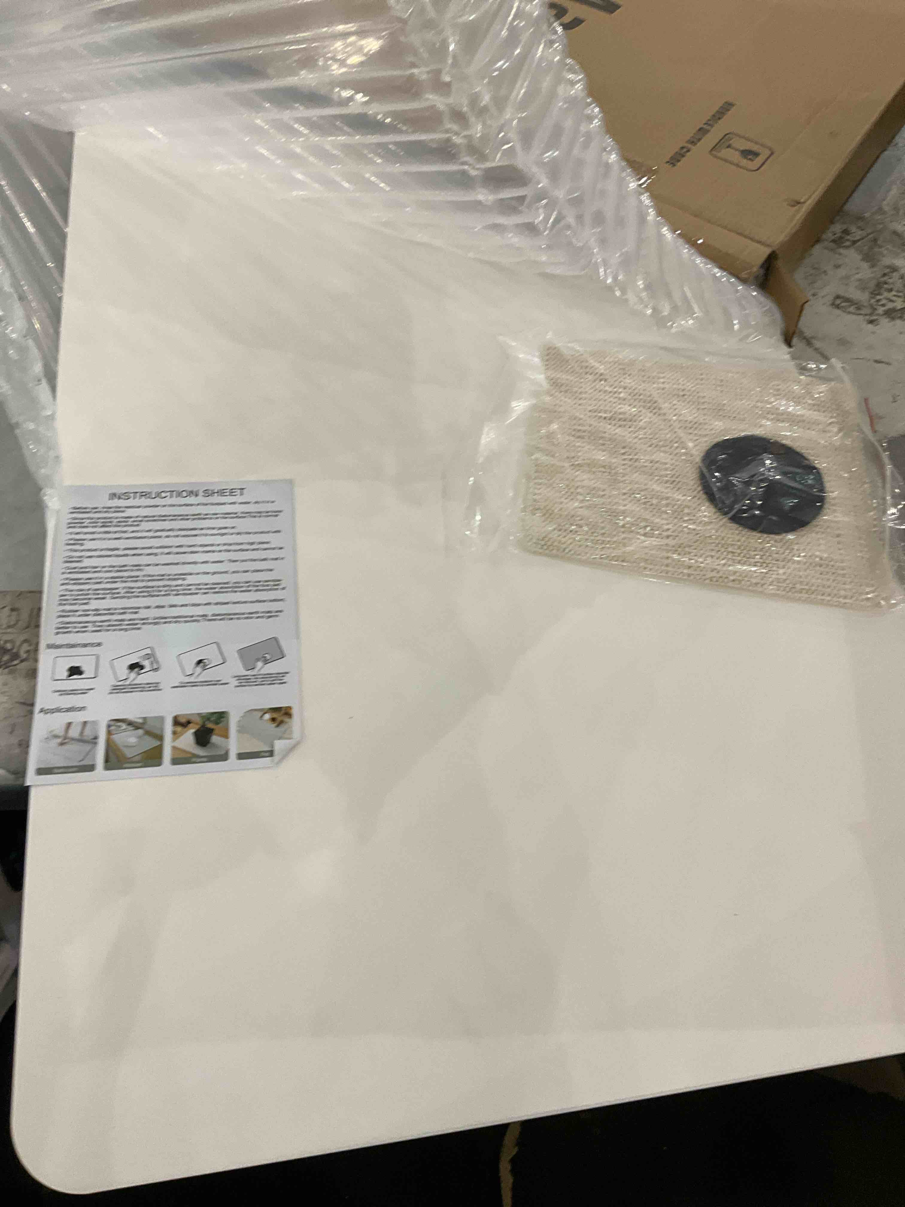 https://s3.amazonaws.com/lotting-images-prod/bidfta/PPE2493620_1746464619599.jpeg