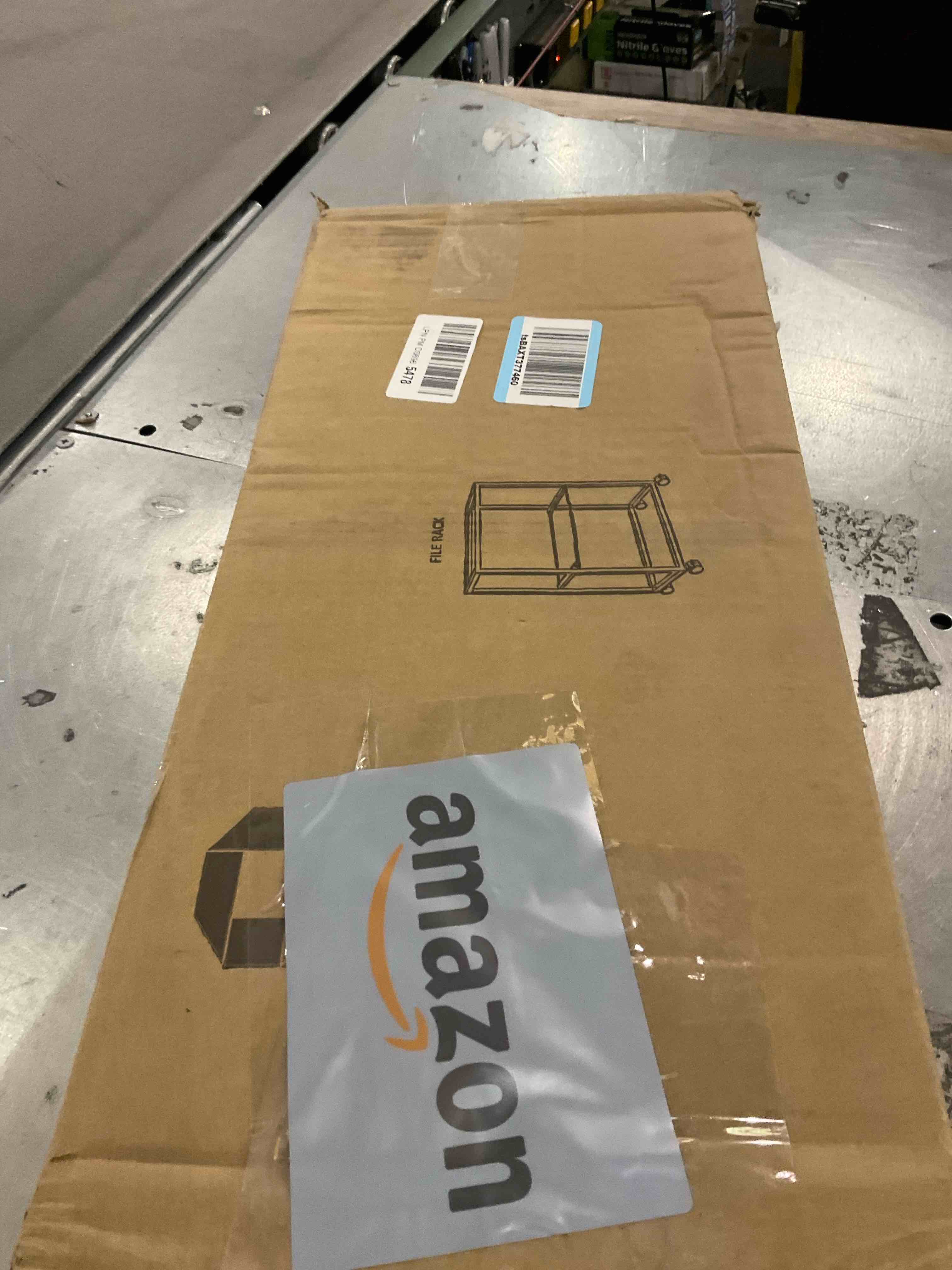https://s3.amazonaws.com/lotting-images-prod/bidfta/PPE2493657_1746467273391.jpeg