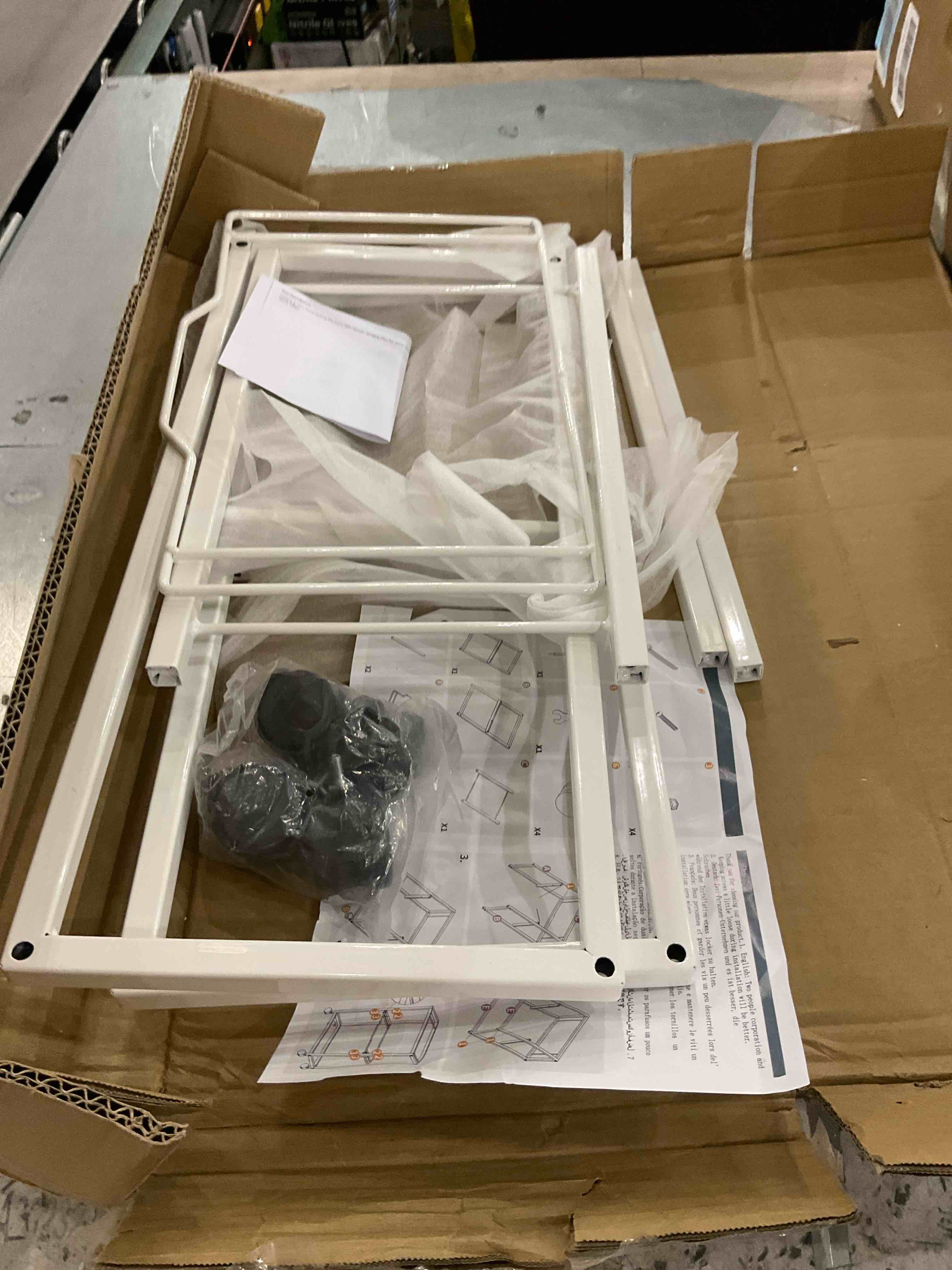https://s3.amazonaws.com/lotting-images-prod/bidfta/PPE2493657_1746467299204.jpeg