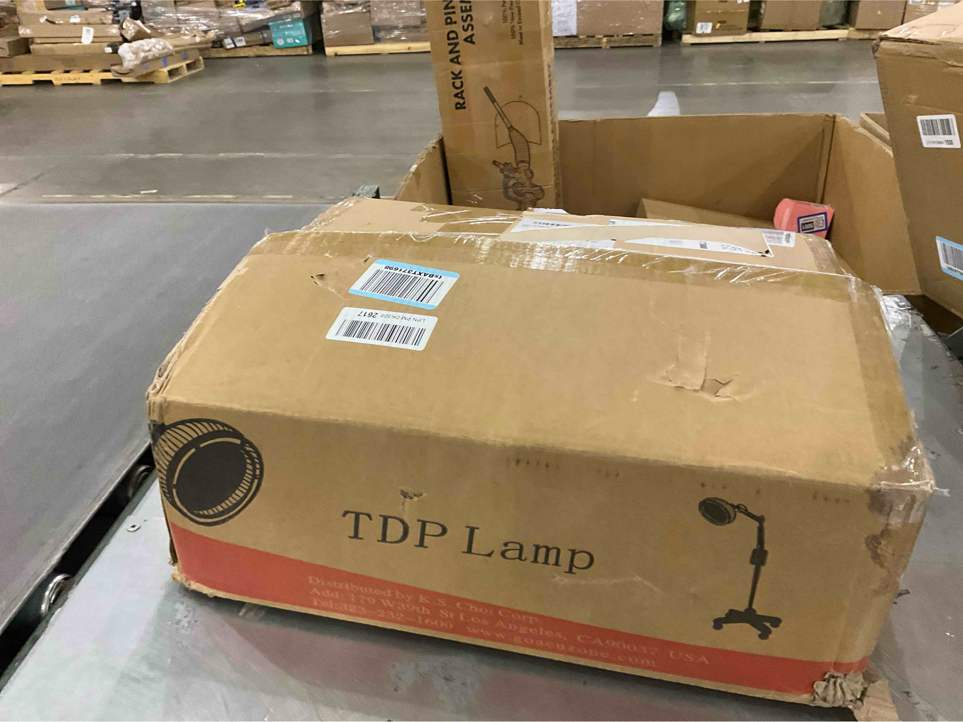 https://s3.amazonaws.com/lotting-images-prod/bidfta/PPE2493706_1746471180995.jpeg