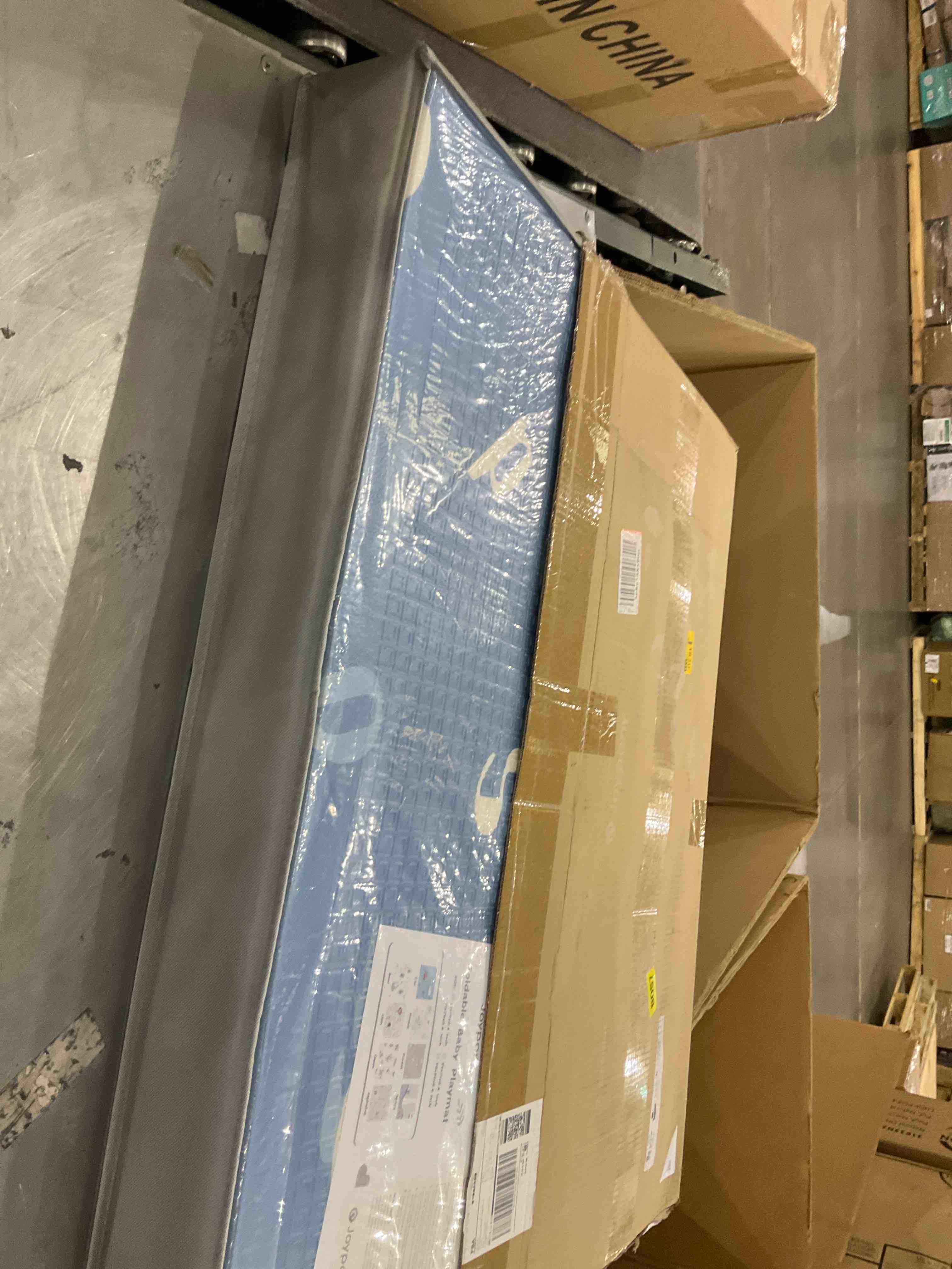 https://s3.amazonaws.com/lotting-images-prod/bidfta/PPE2493801_1746533901028.jpeg