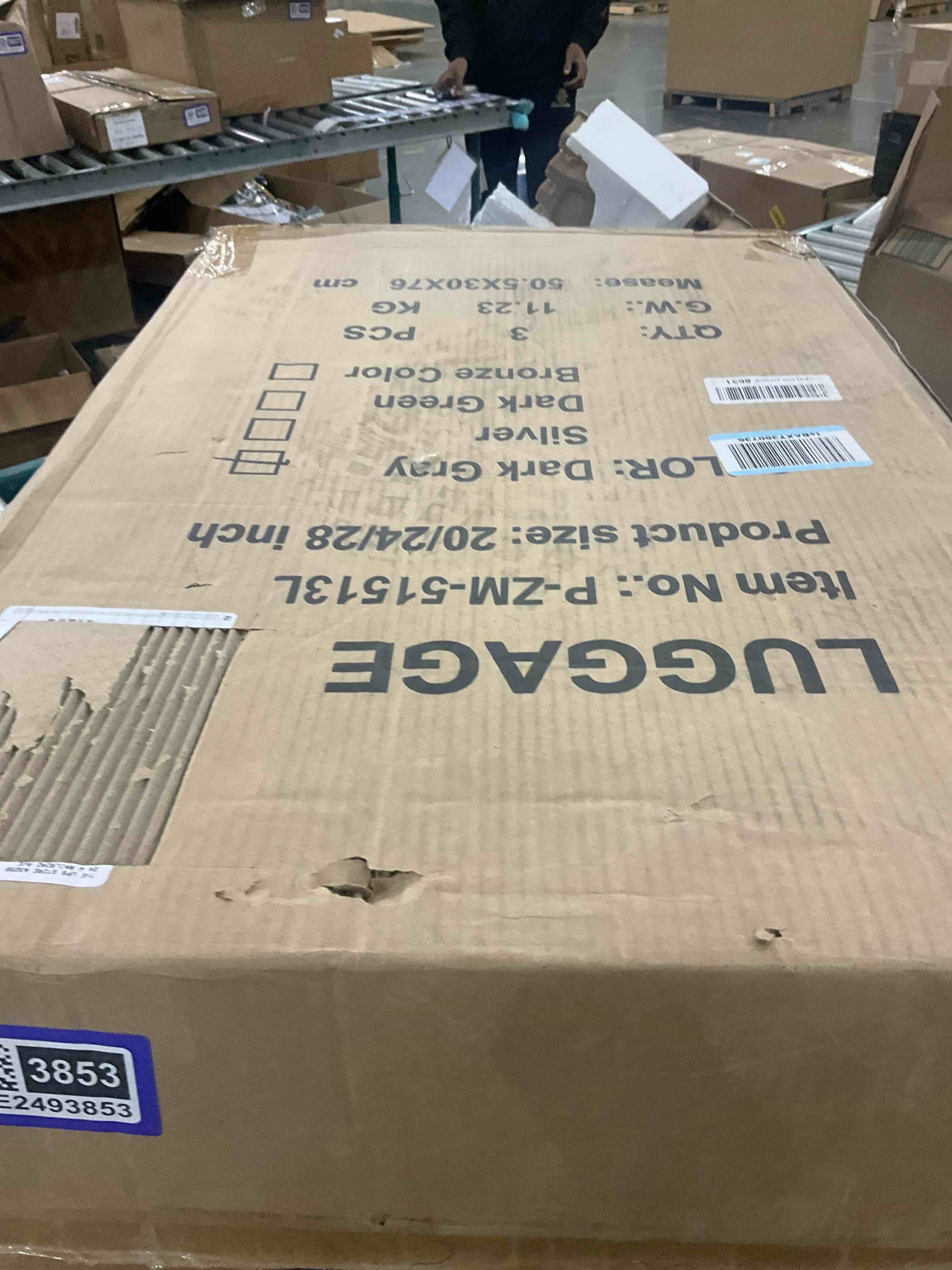 https://s3.amazonaws.com/lotting-images-prod/bidfta/PPE2493853_1746535455864.jpeg