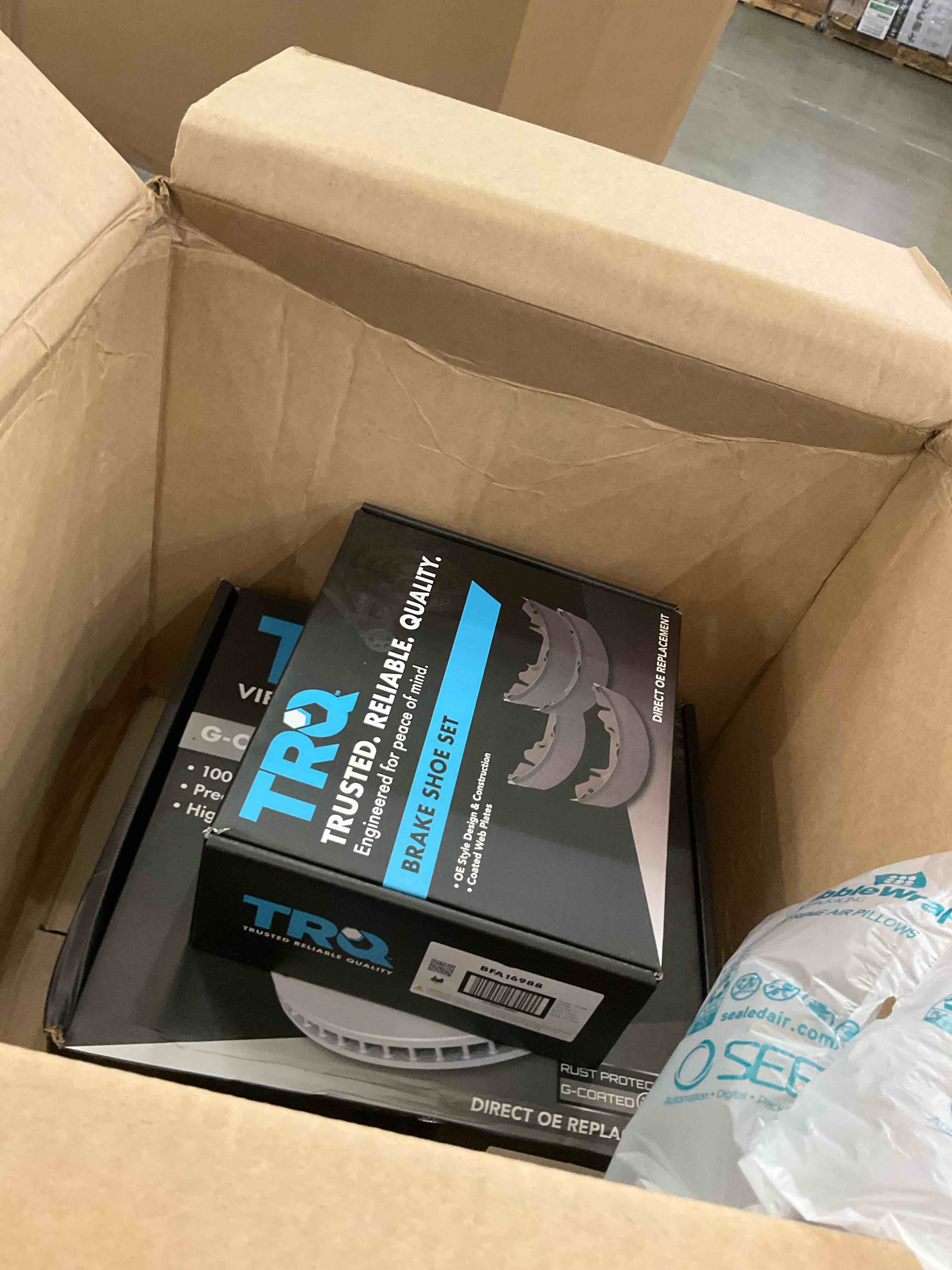 https://s3.amazonaws.com/lotting-images-prod/bidfta/PPE2493884_1746556723105.jpeg