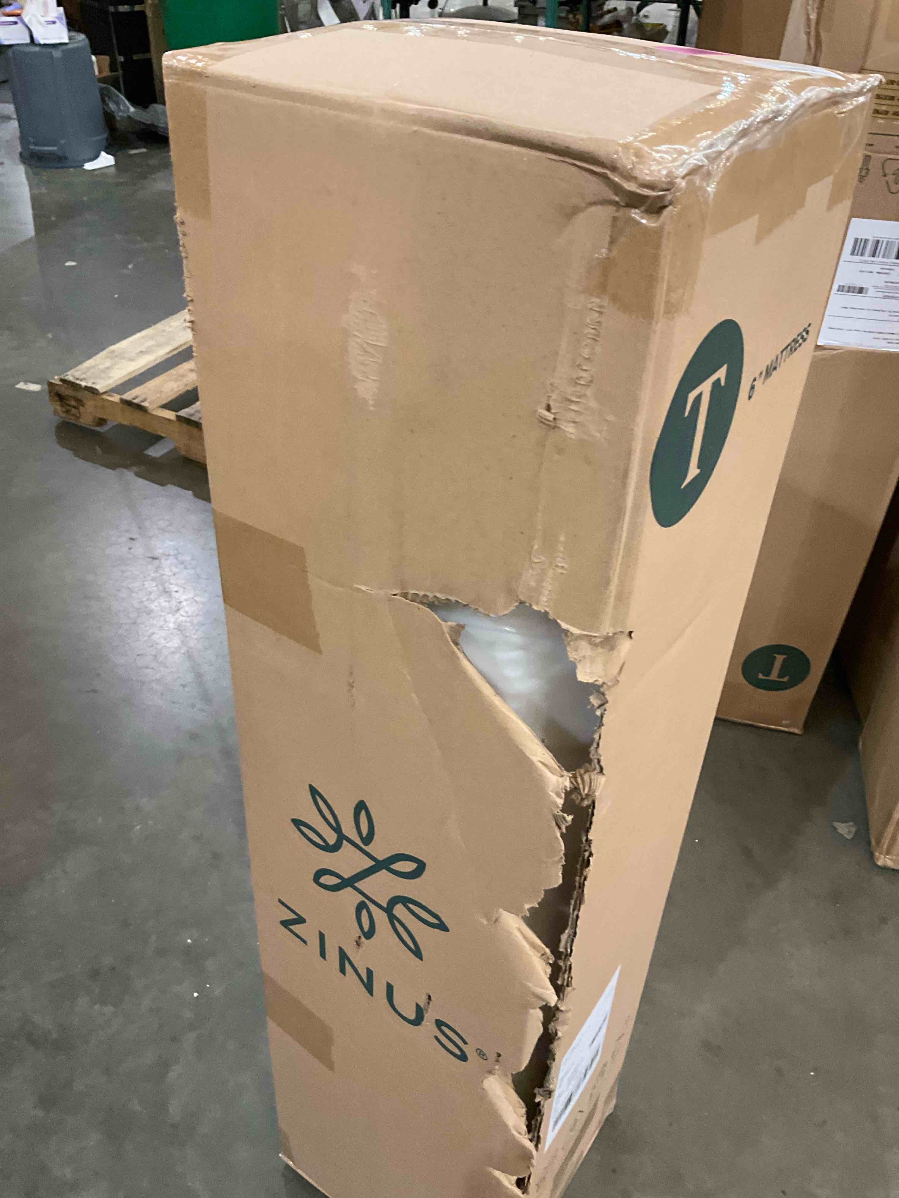 https://s3.amazonaws.com/lotting-images-prod/bidfta/PPE2493953_1746544807829.jpeg
