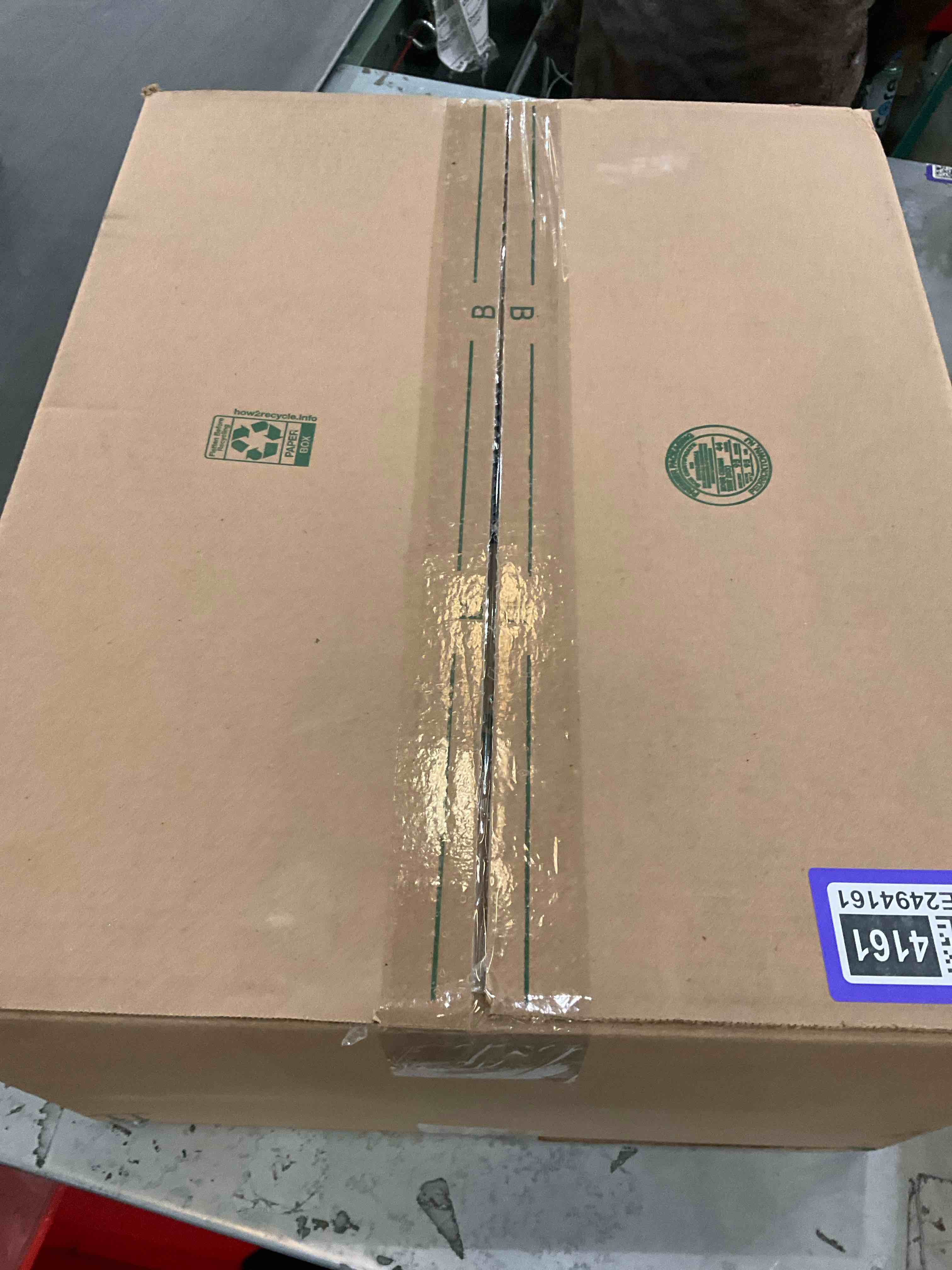 https://s3.amazonaws.com/lotting-images-prod/bidfta/PPE2494161_1745938641791.jpeg
