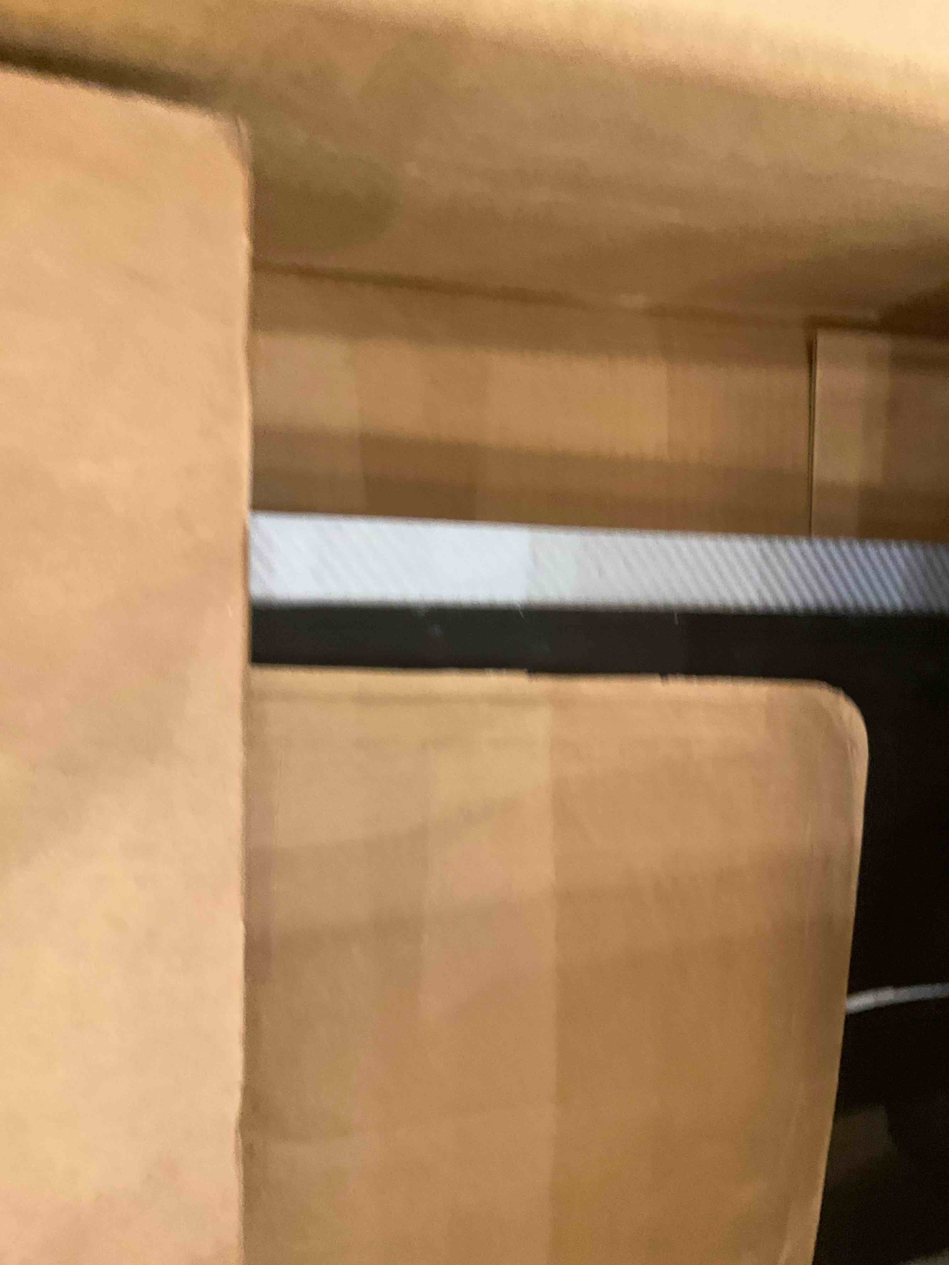 https://s3.amazonaws.com/lotting-images-prod/bidfta/PPE2494178_1745939025967.jpeg